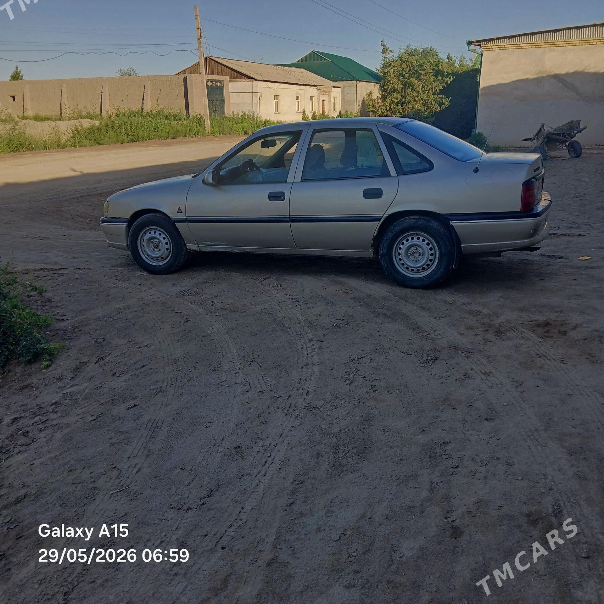 Opel Vectra 1993 - 30 000 TMT - Gurbansoltan Eje - img 1