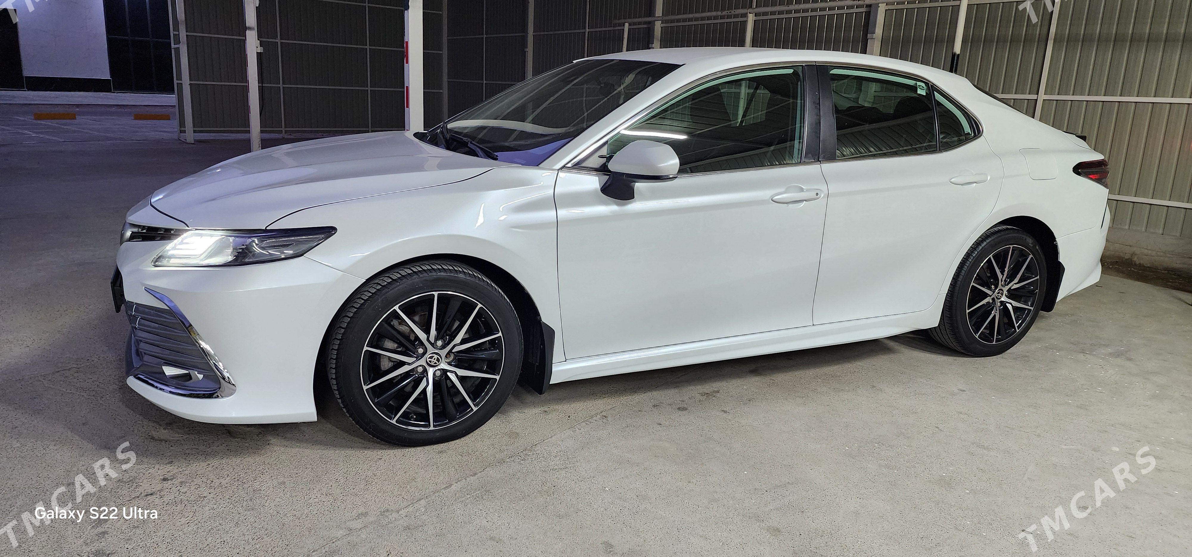 Toyota Camry 2021 - 350 000 TMT - Мары - img 1