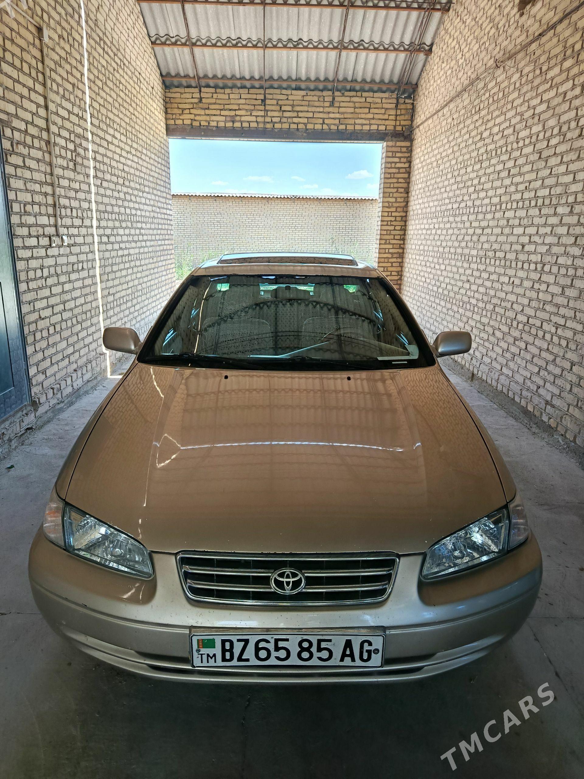 Toyota Camry 1997 - 155 000 TMT - Саят - img 1
