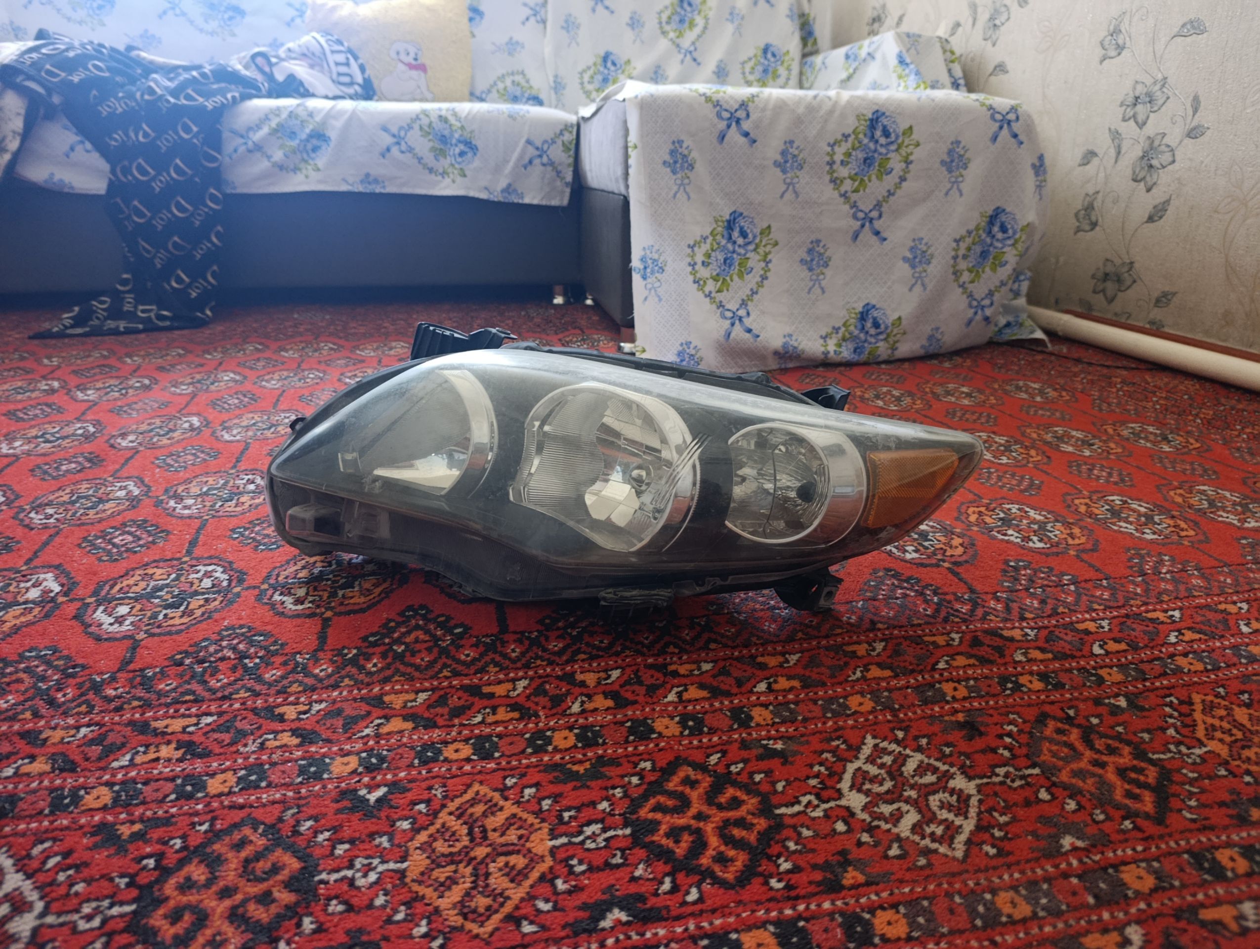 carolla cyra s cep tarap 300 TMT - Büzmeýin - img 1