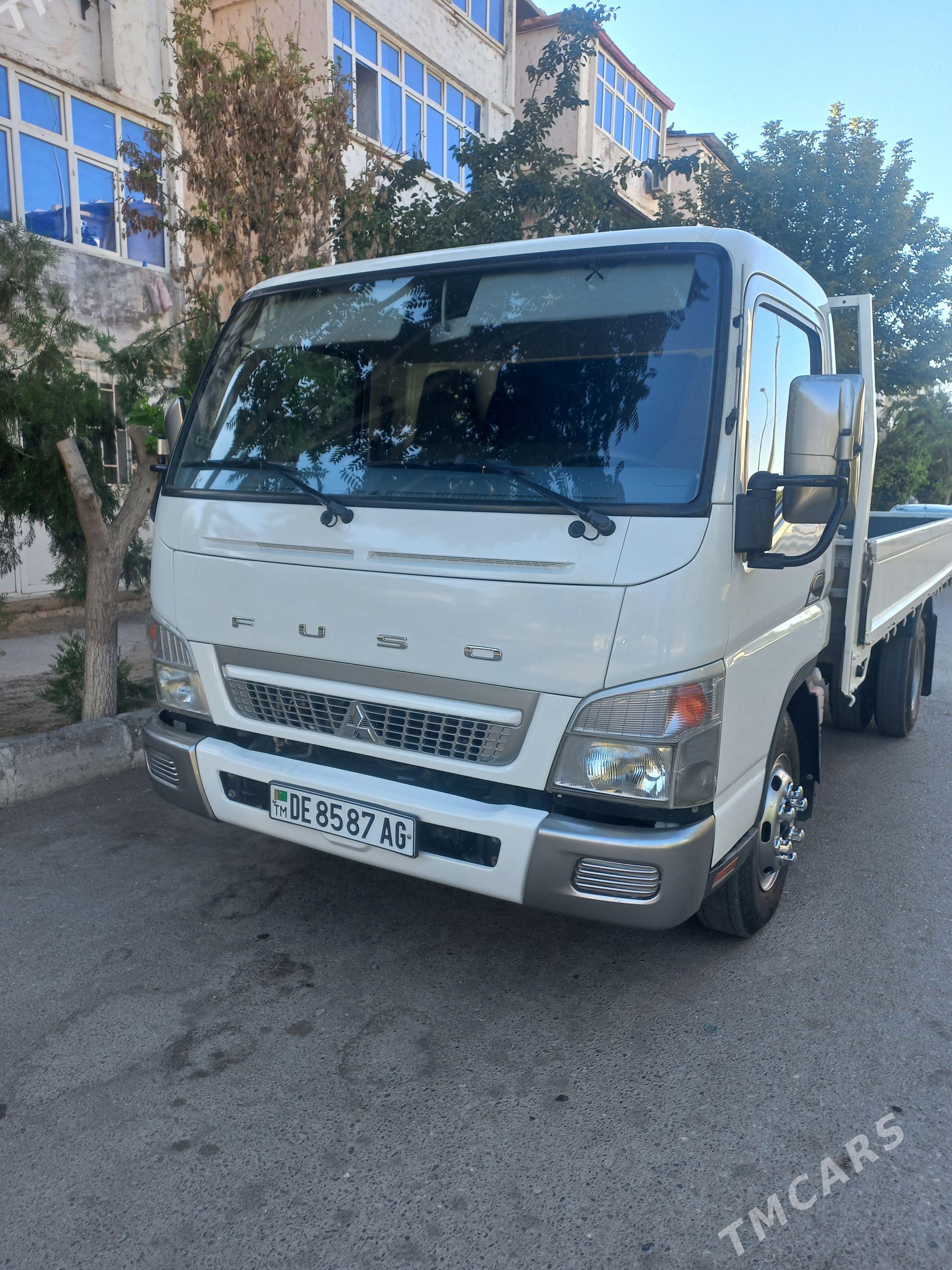 Mitsubishi Canter 2015 - 380 000 TMT - 11 mkr - img 1