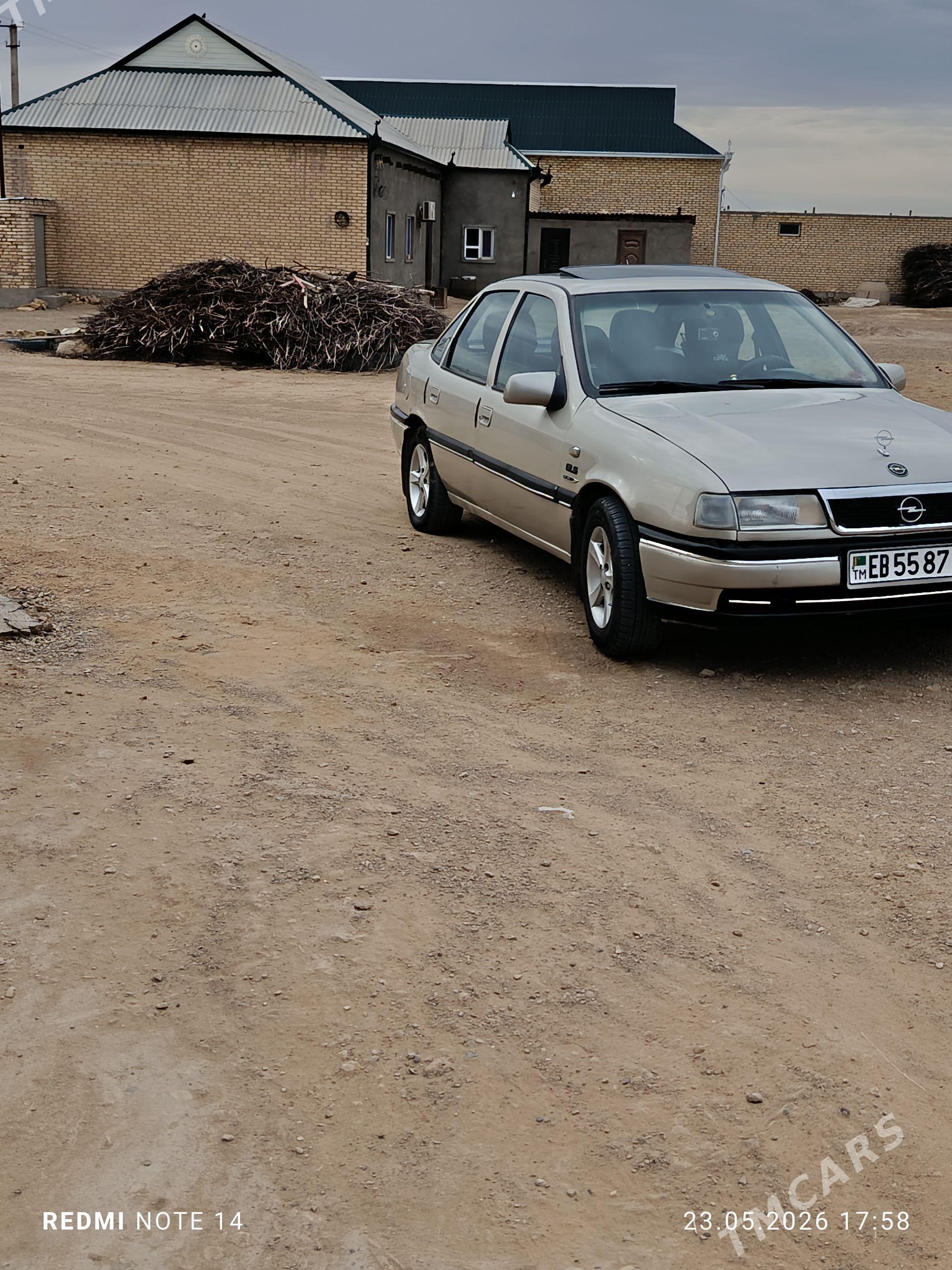 Opel Vectra 1993 - 45 000 TMT - Darganata - img 1