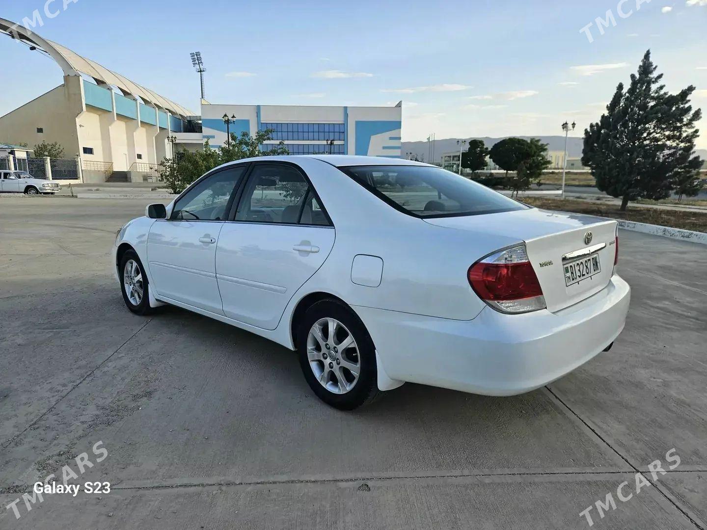 Toyota Camry 2004 - 207 000 TMT - Gyzylarbat - img 1