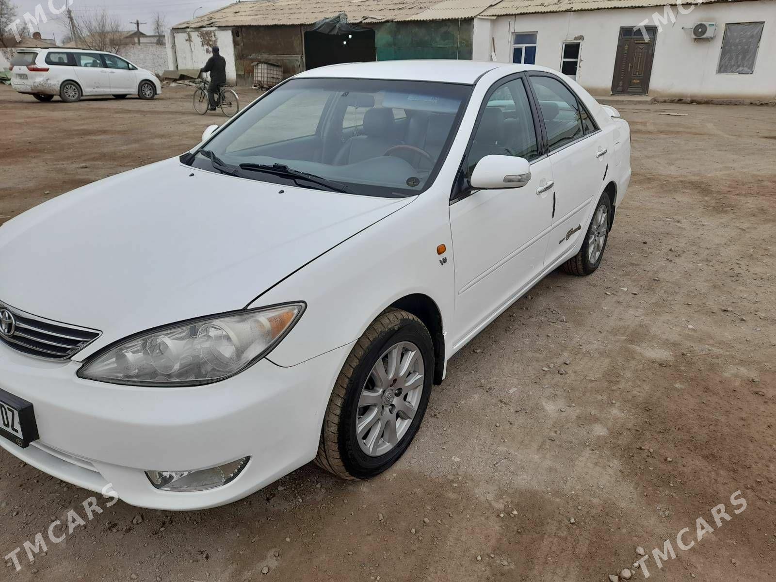 Toyota Camry 2002 - 200 000 TMT - Köneürgenç - img 1