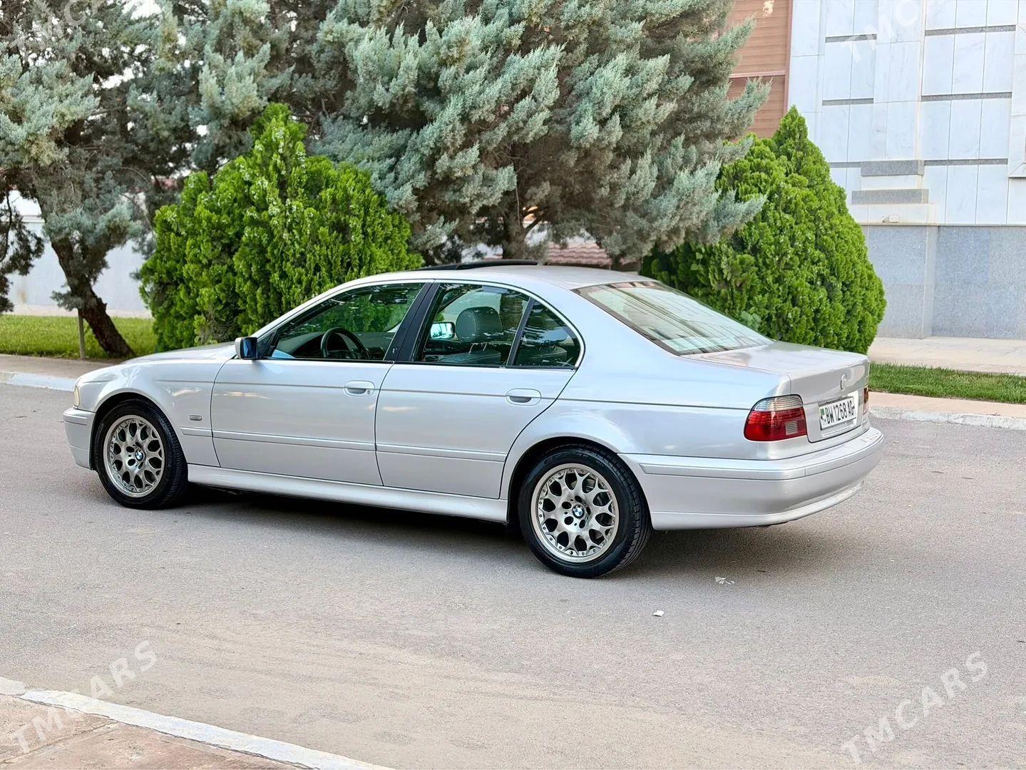 BMW 525 2003 - 135 000 TMT - Hitrowka - img 1