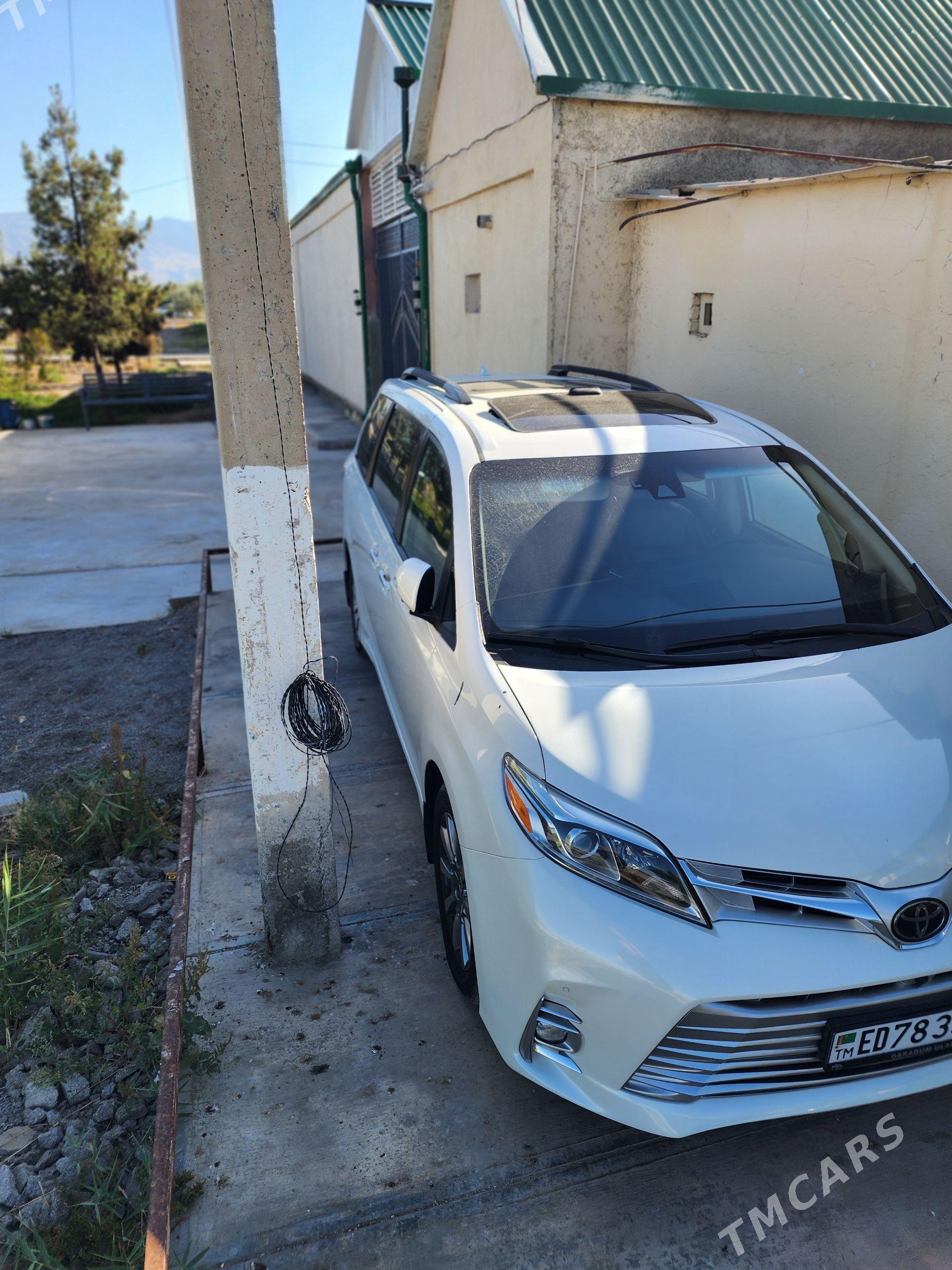 Toyota Sienna 2019 - 780 000 TMT - Ашхабад - img 1