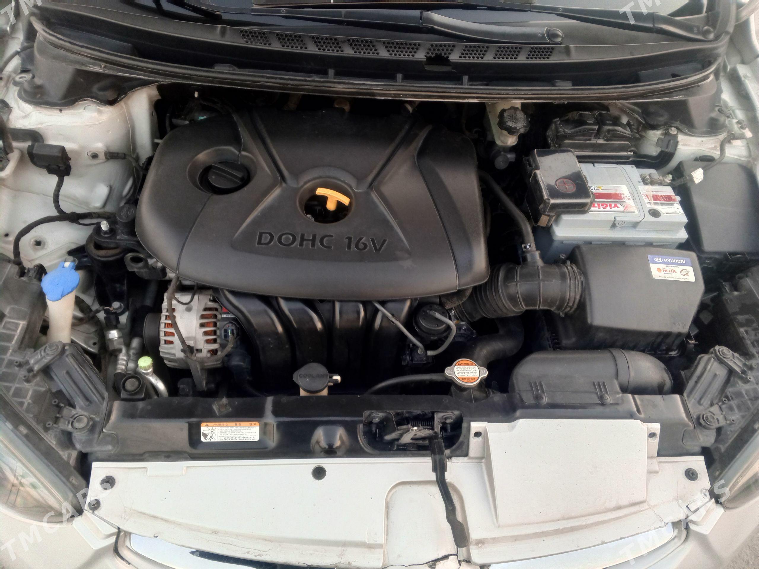 Hyundai Elantra 2011 - 166 000 TMT - Änew - img 1