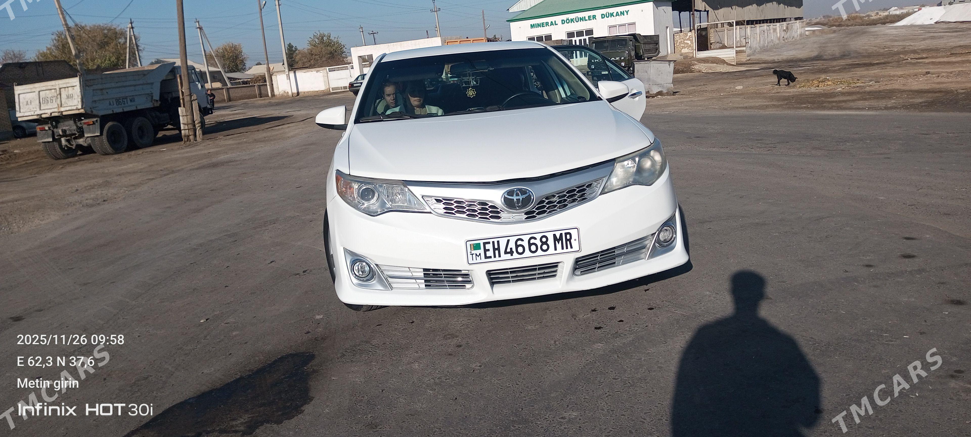 Toyota Camry 2012 - 225 000 TMT - Байрамали - img 1