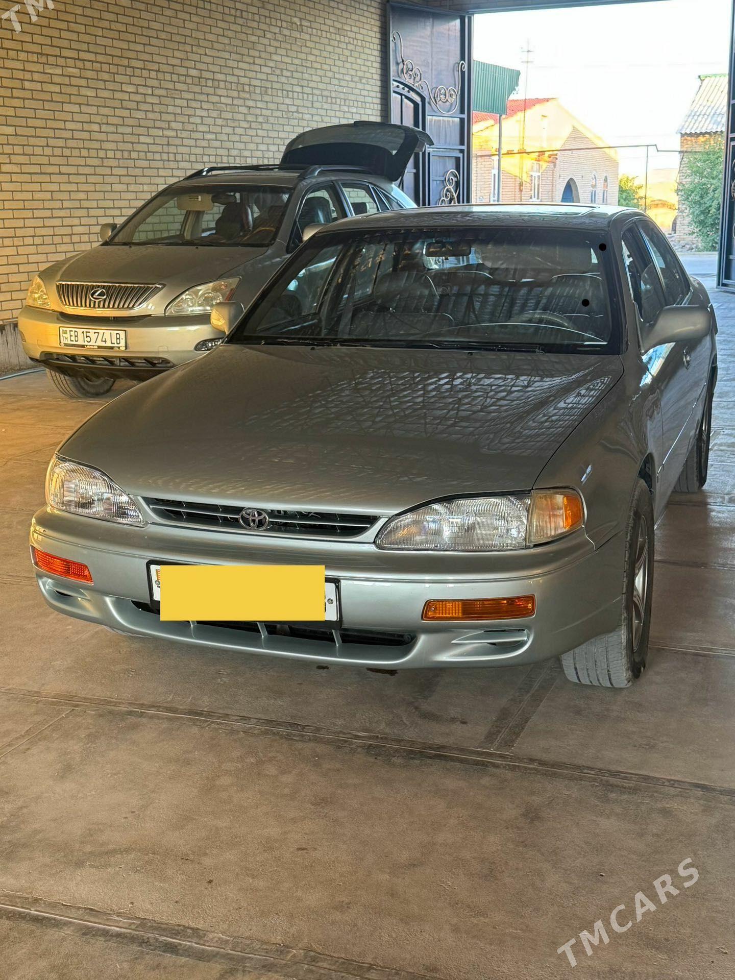 Toyota Camry 1996 - 135 000 TMT - Сакар - img 1
