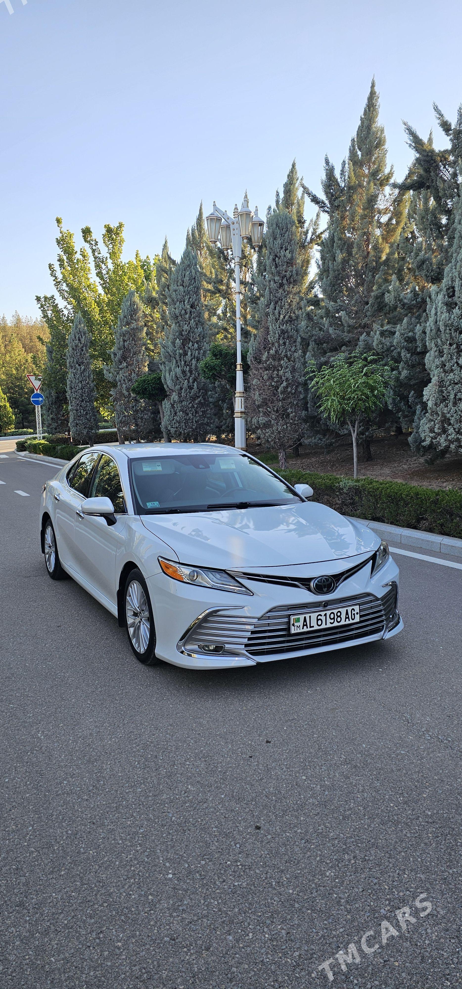 Toyota Camry 2019 - 340 000 TMT - Бекреве - img 1