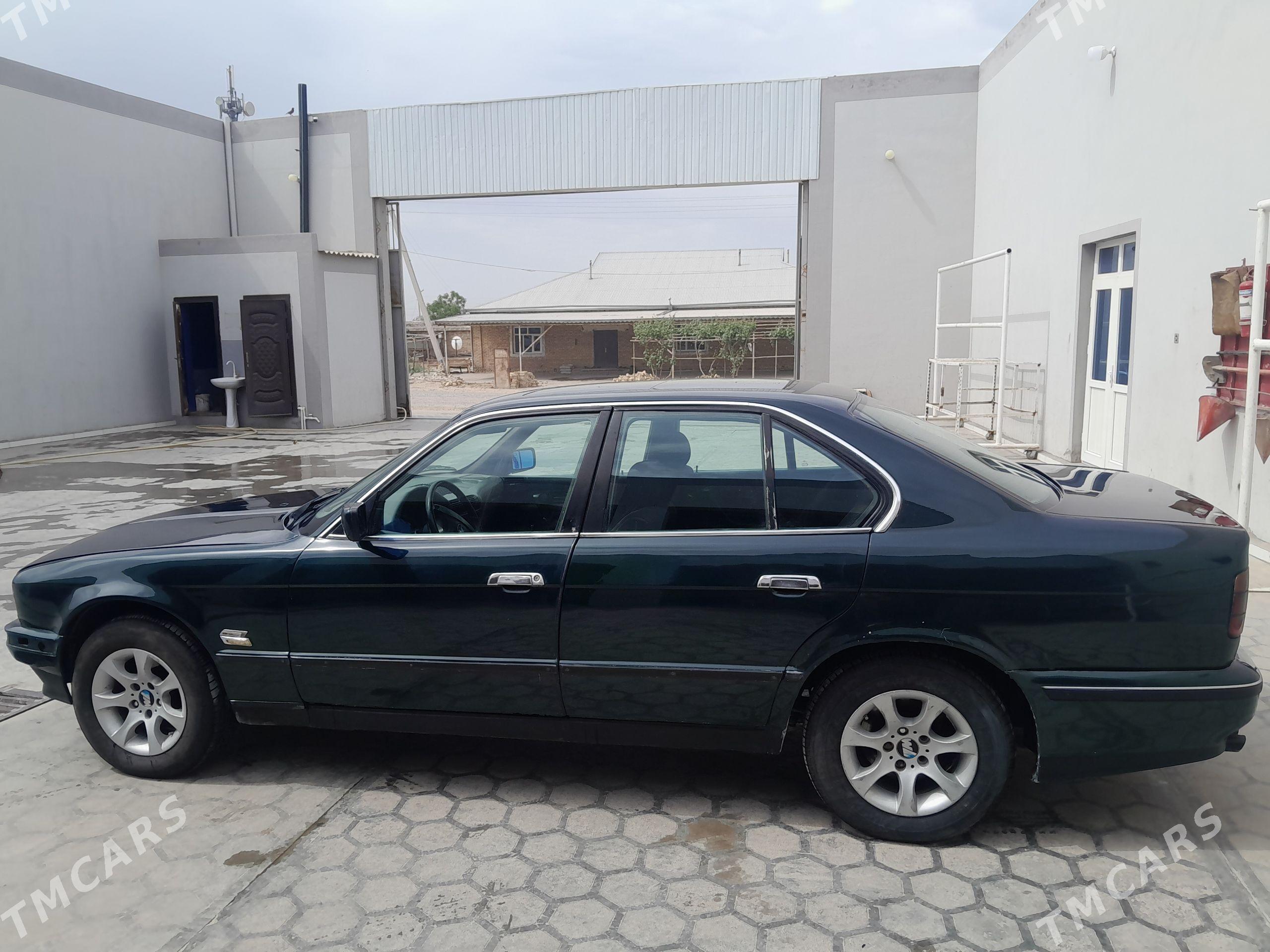 BMW 525 1992 - 50 000 TMT - Mary - img 1