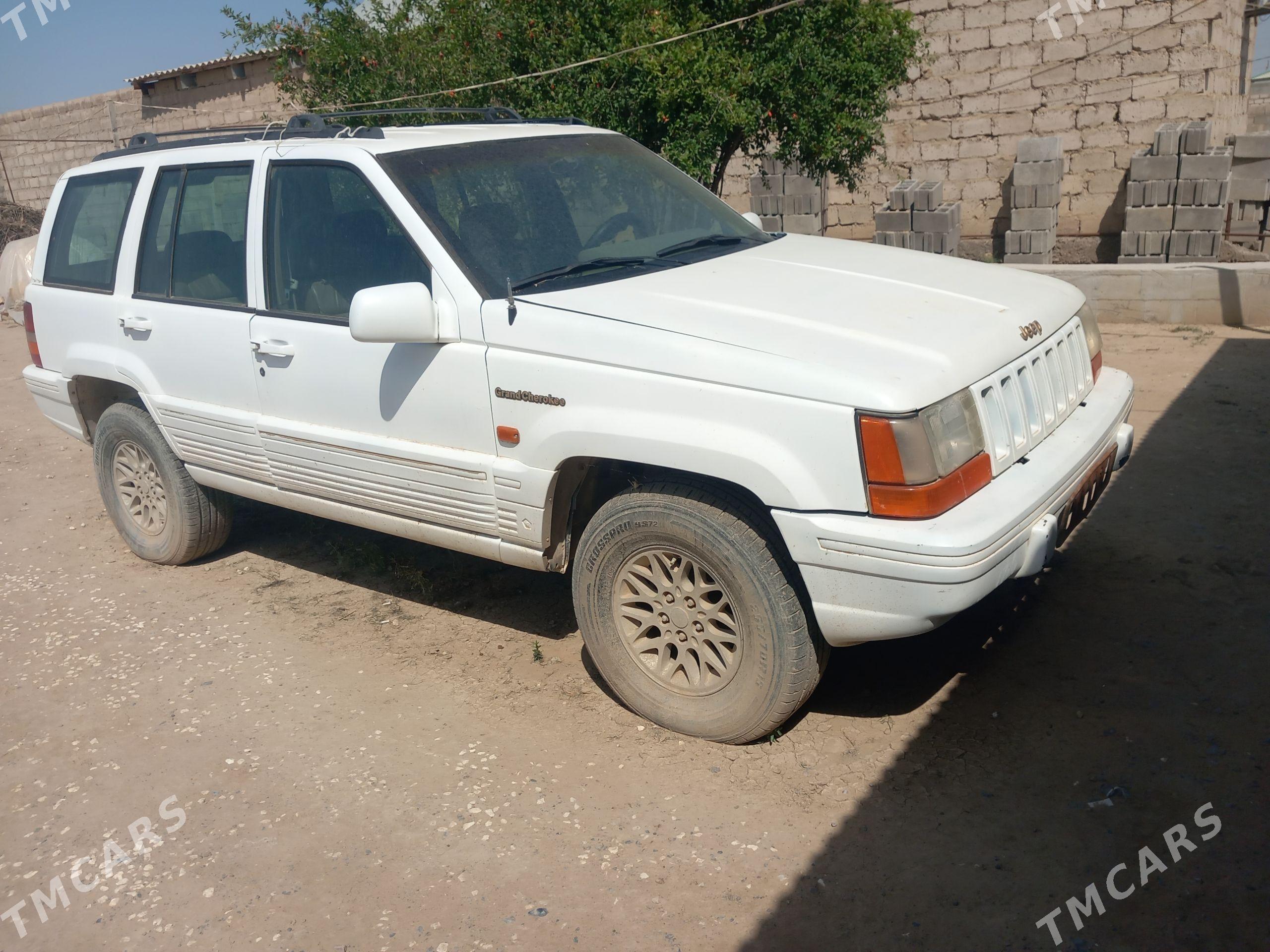 Jeep Grand Cherokee 1995 - 34 000 TMT - Ýaşlyk - img 1