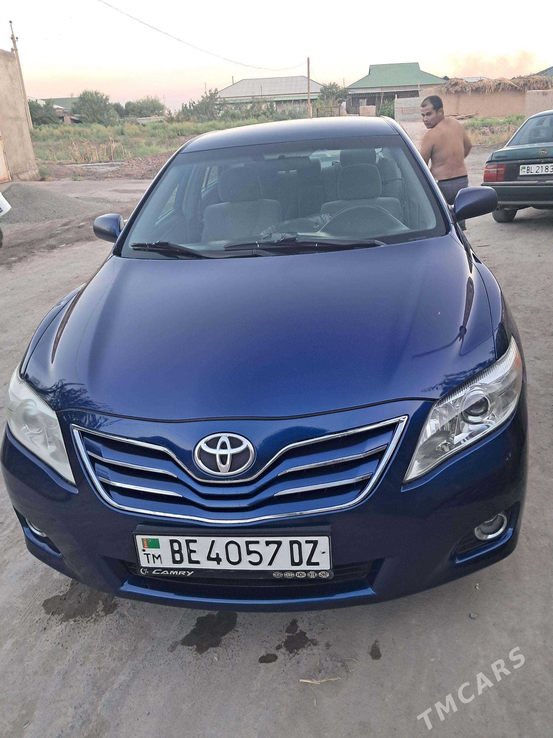Toyota Camry 2010 - 220 000 TMT - Шабатский этрап - img 1