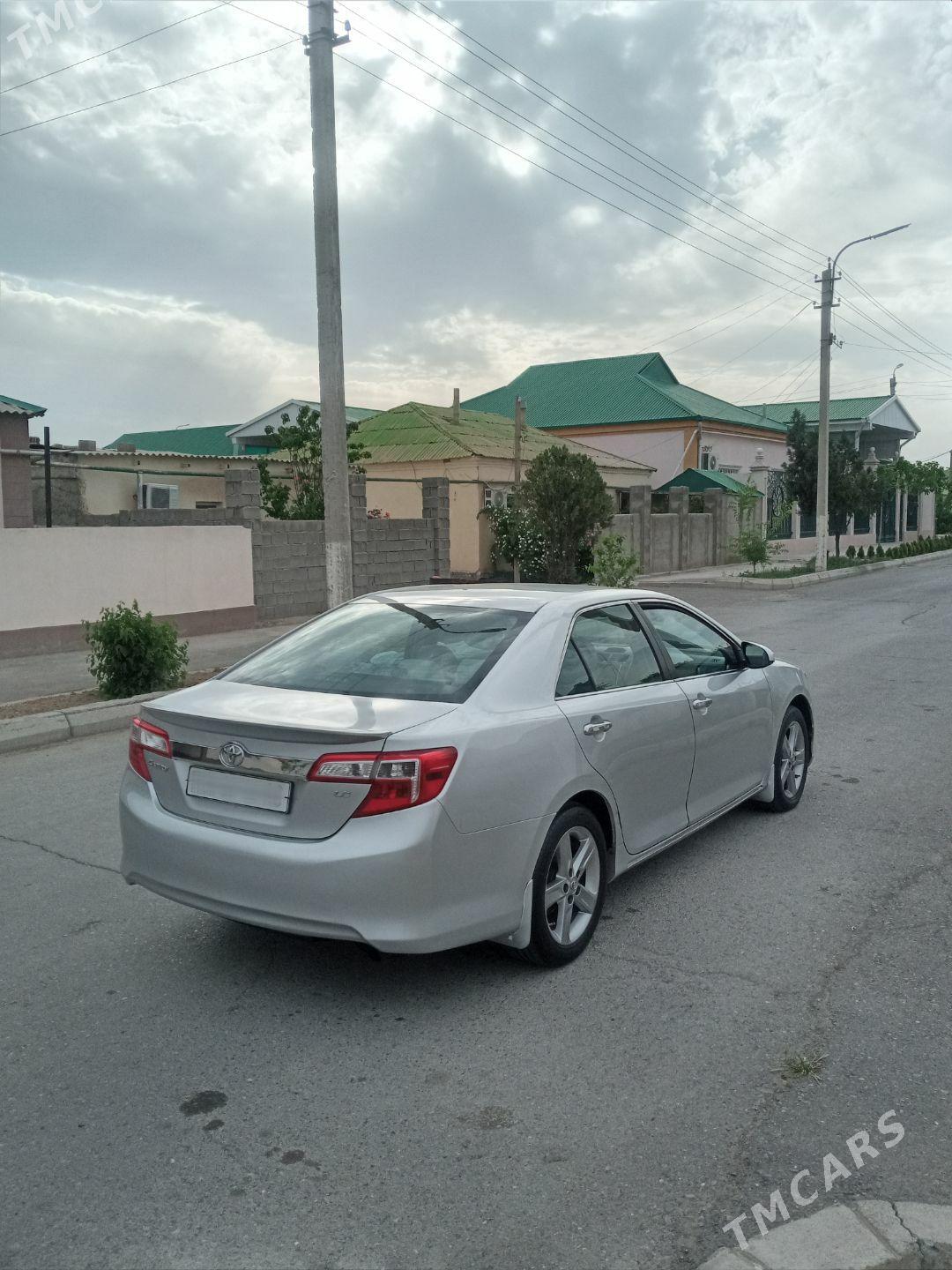 Toyota Camry 2013 - 245 000 TMT - Ашхабад - img 1