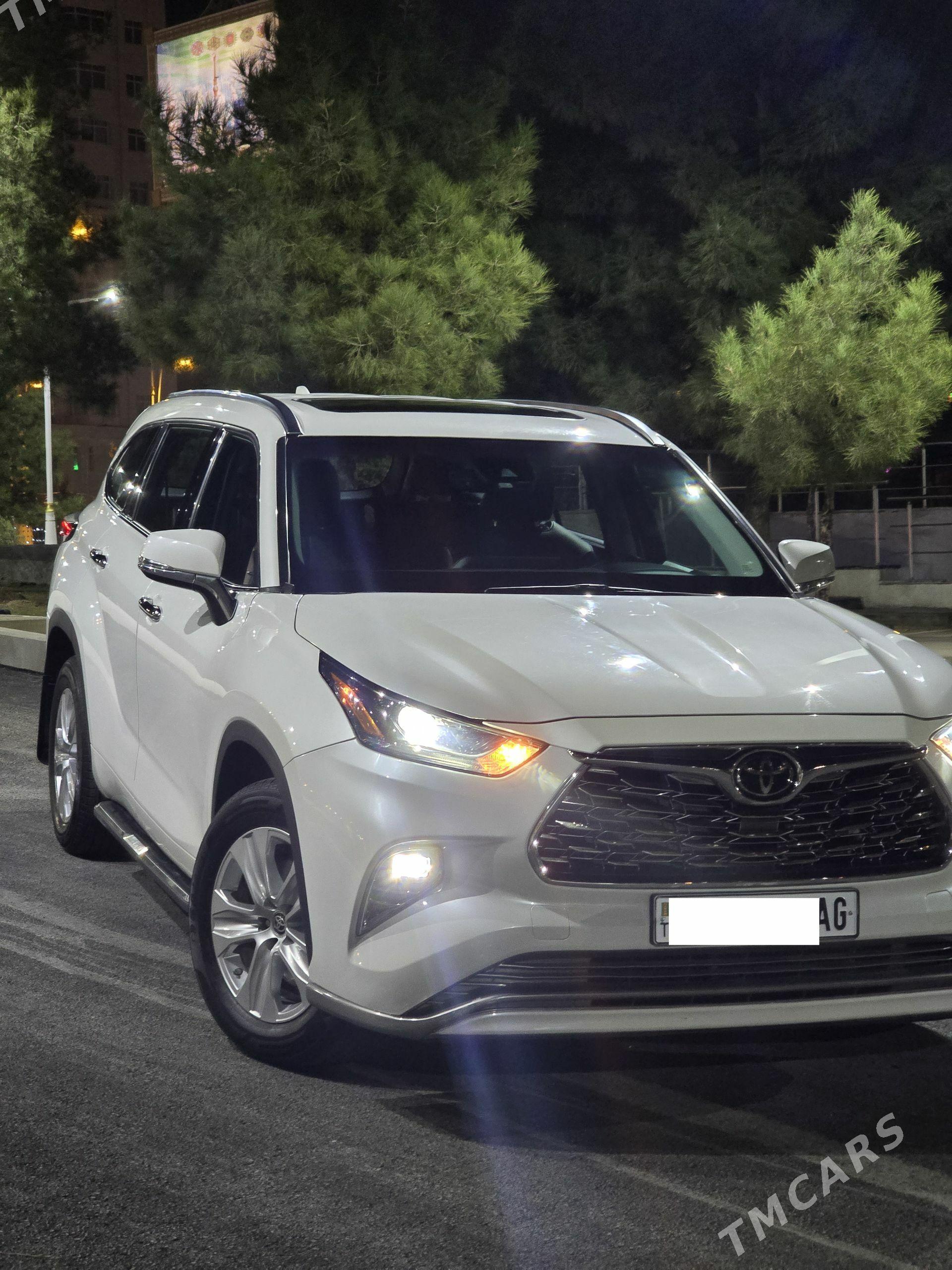 Toyota Highlander 2021 - 665 000 TMT - Ашхабад - img 1