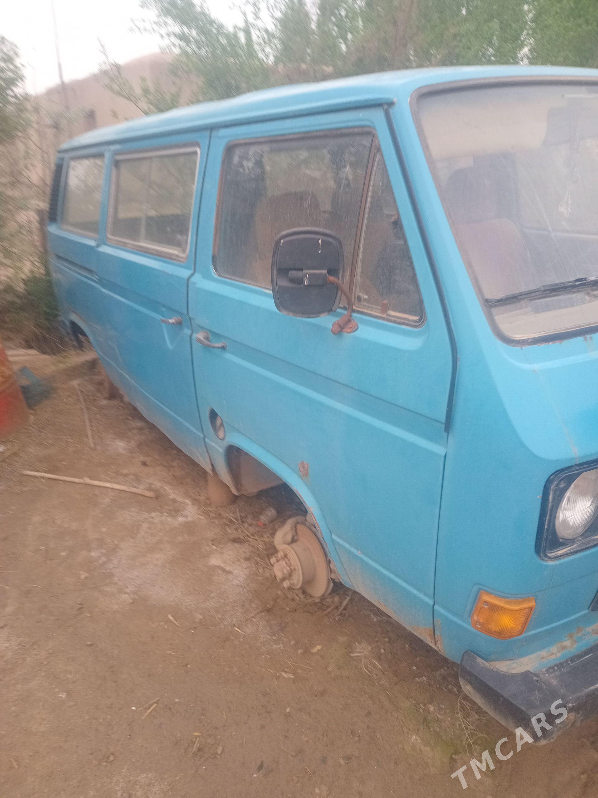 Volkswagen Transporter 1982 - 20 000 TMT - Губадаг - img 1