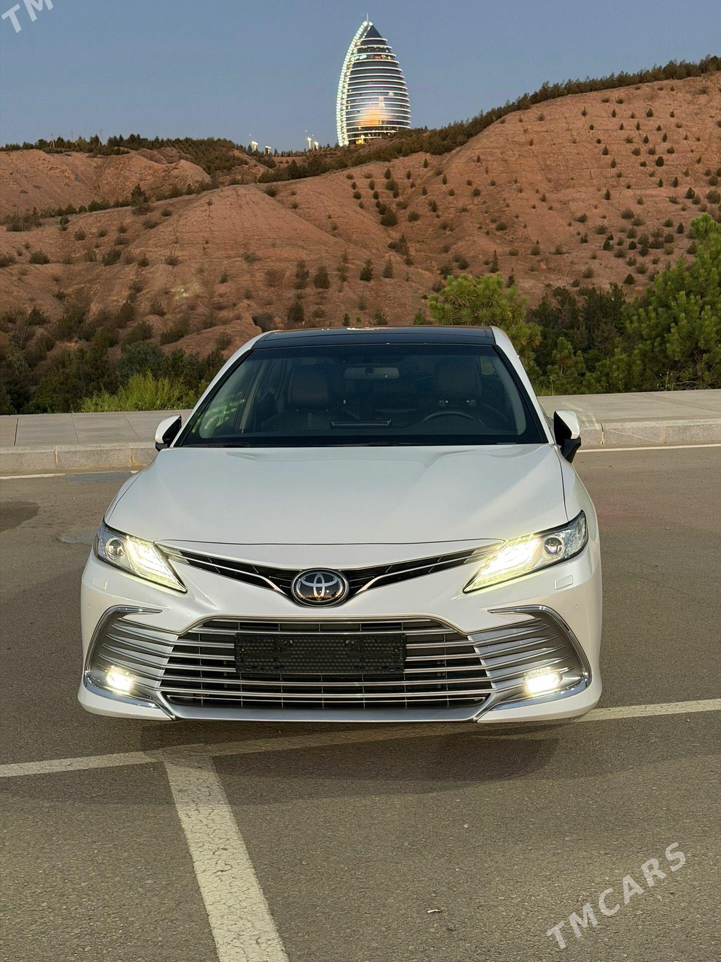 Toyota Camry 2021 - 620 000 TMT - Ашхабад - img 1