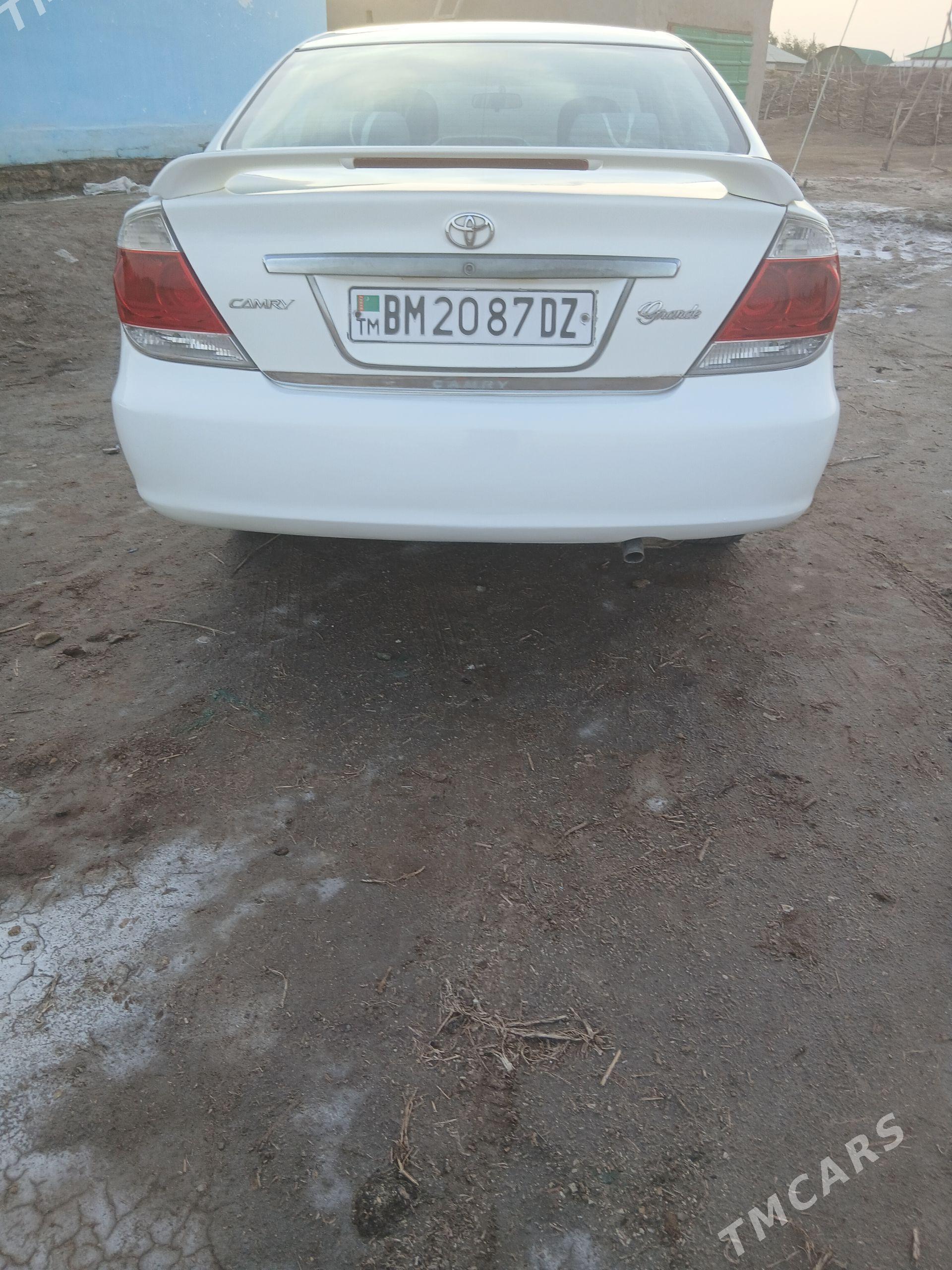 Toyota Camry 2003 - 220 000 TMT - етр. Туркменбаши - img 1