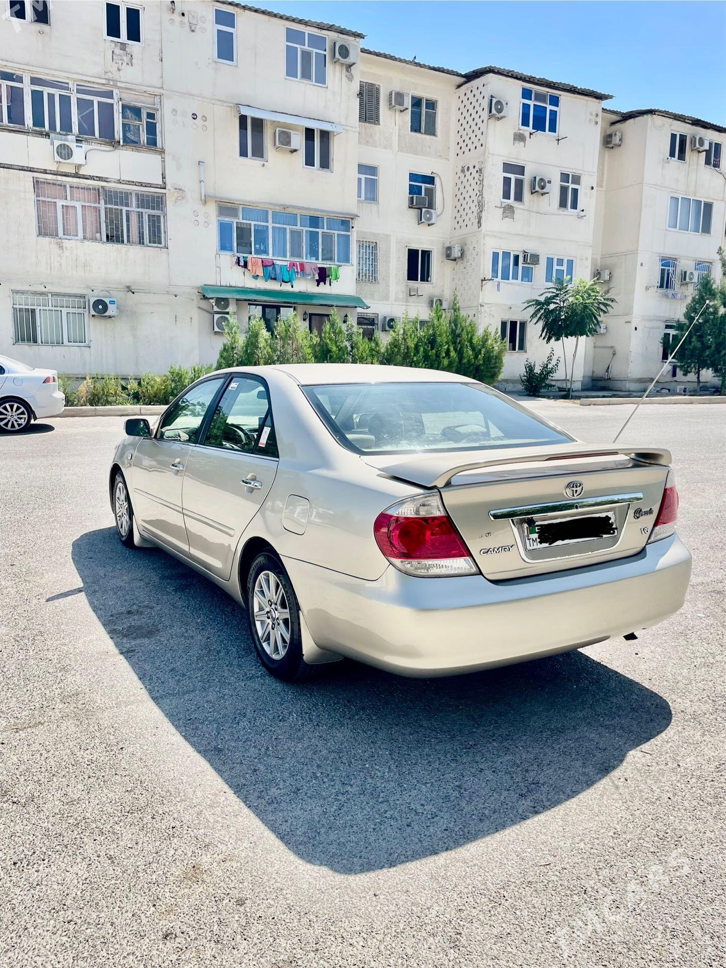 Toyota Camry 2003 - 185 000 TMT - 3 мкр - img 1