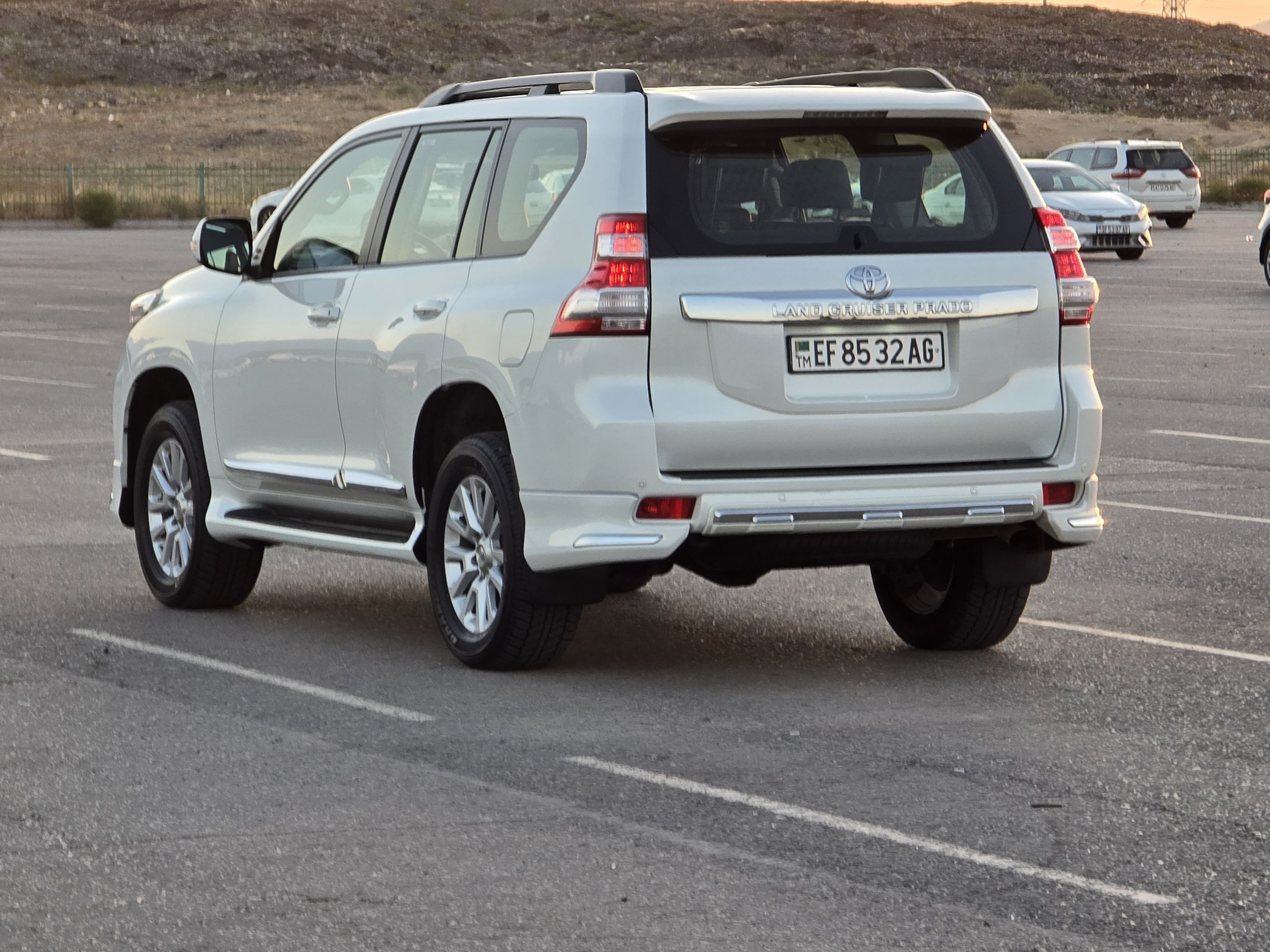 Toyota Land Cruiser Prado 2015 - 760 000 TMT - Aşgabat - img 1