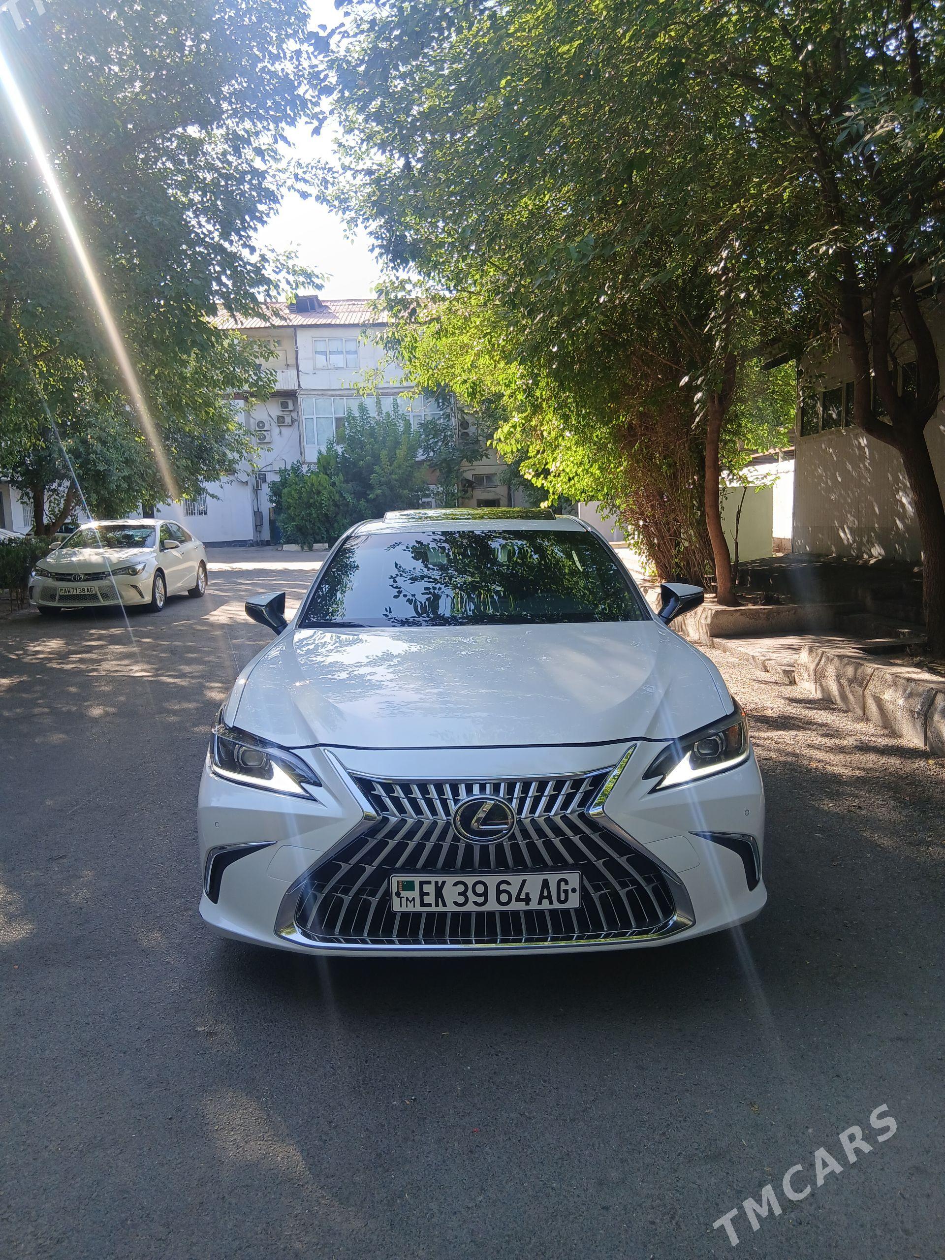 Lexus ES 350 2022 - 485 000 TMT - 30 mkr - img 1