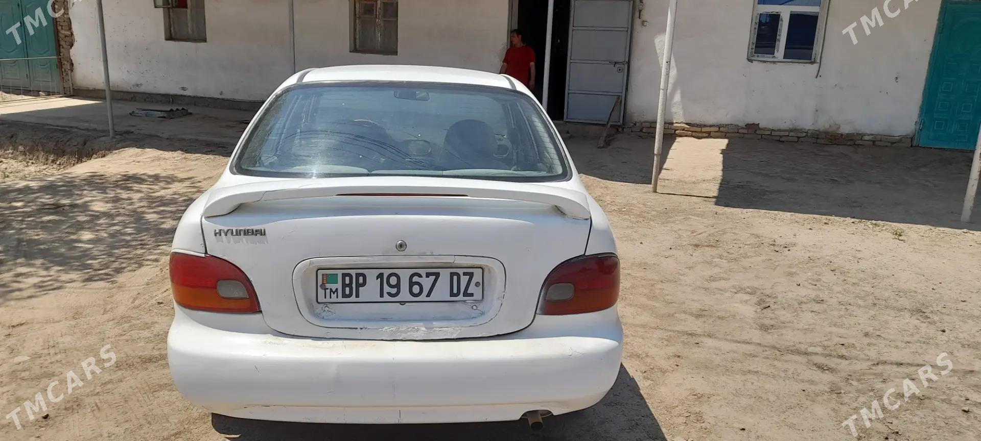 Hyundai Accent 1995 - 25 000 TMT - Болдумсаз - img 1