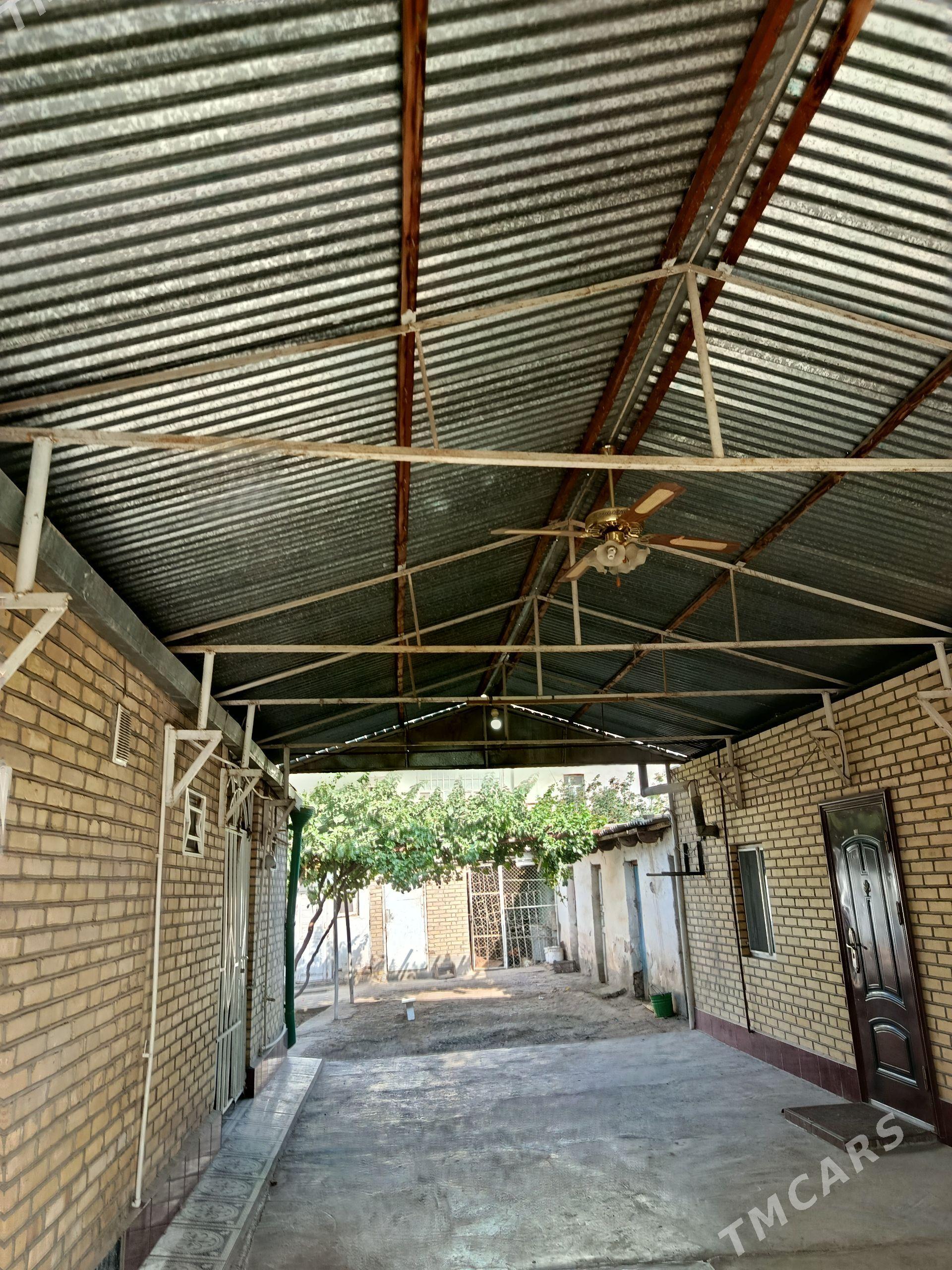 Nawes - Mary - img 1