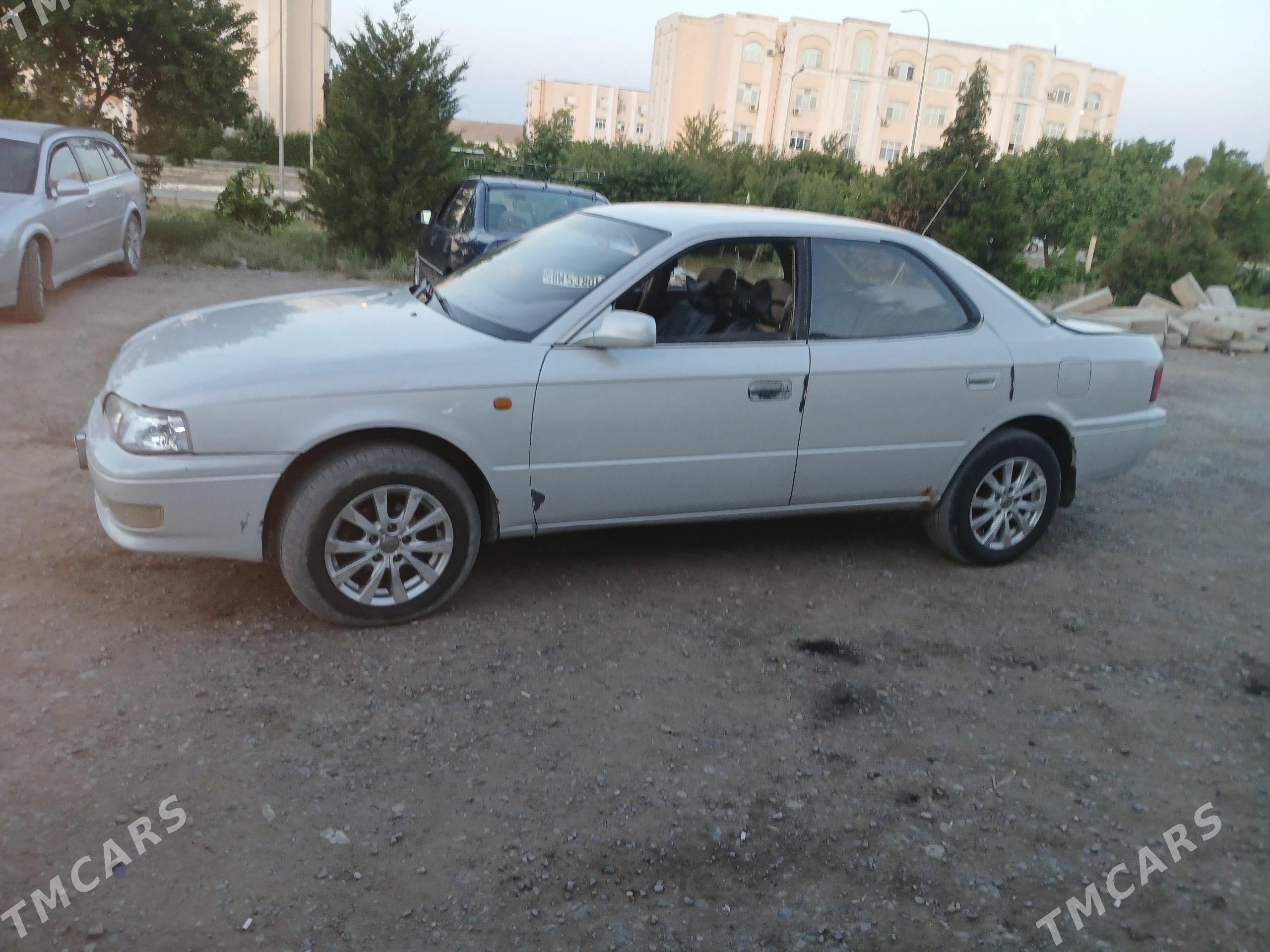 Toyota Vista 1994 - 61 000 TMT - Türkmenabat - img 1