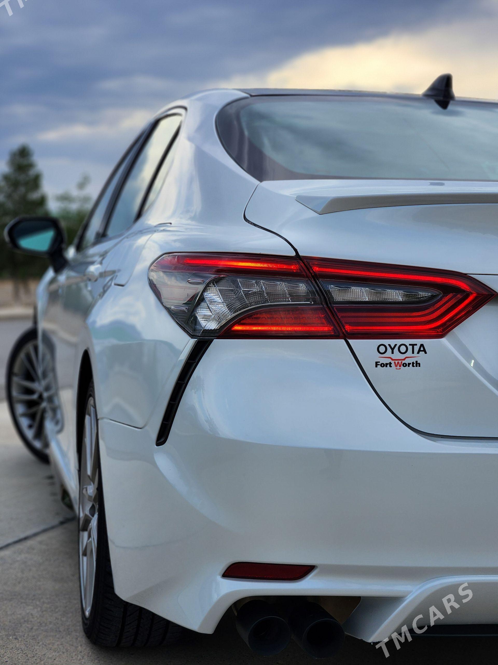 Toyota Camry 2021 - 430 000 TMT - Бузмеин ГРЭС - img 1