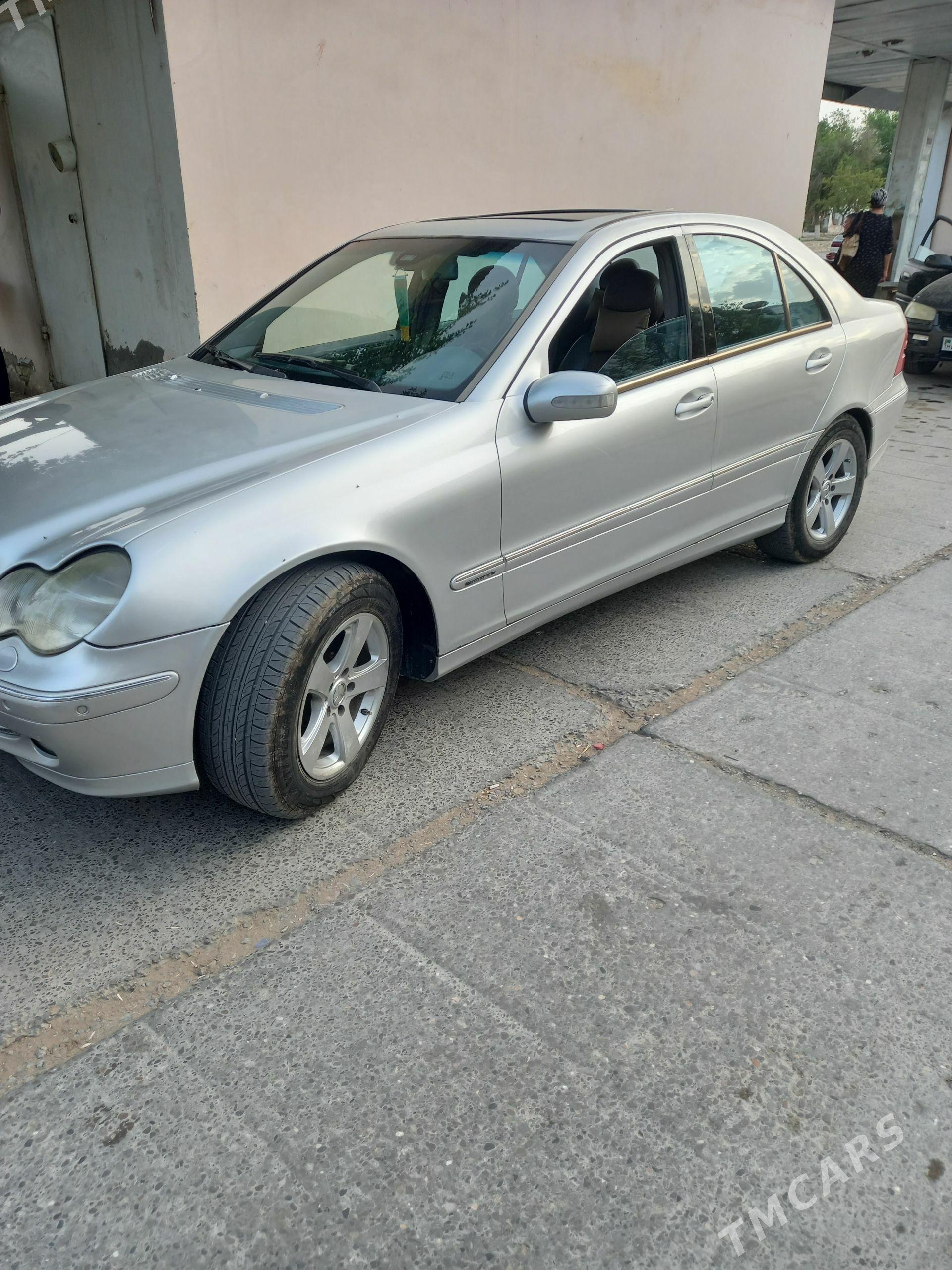 Mercedes-Benz C320 2002 - 94 000 TMT - Сейди - img 1