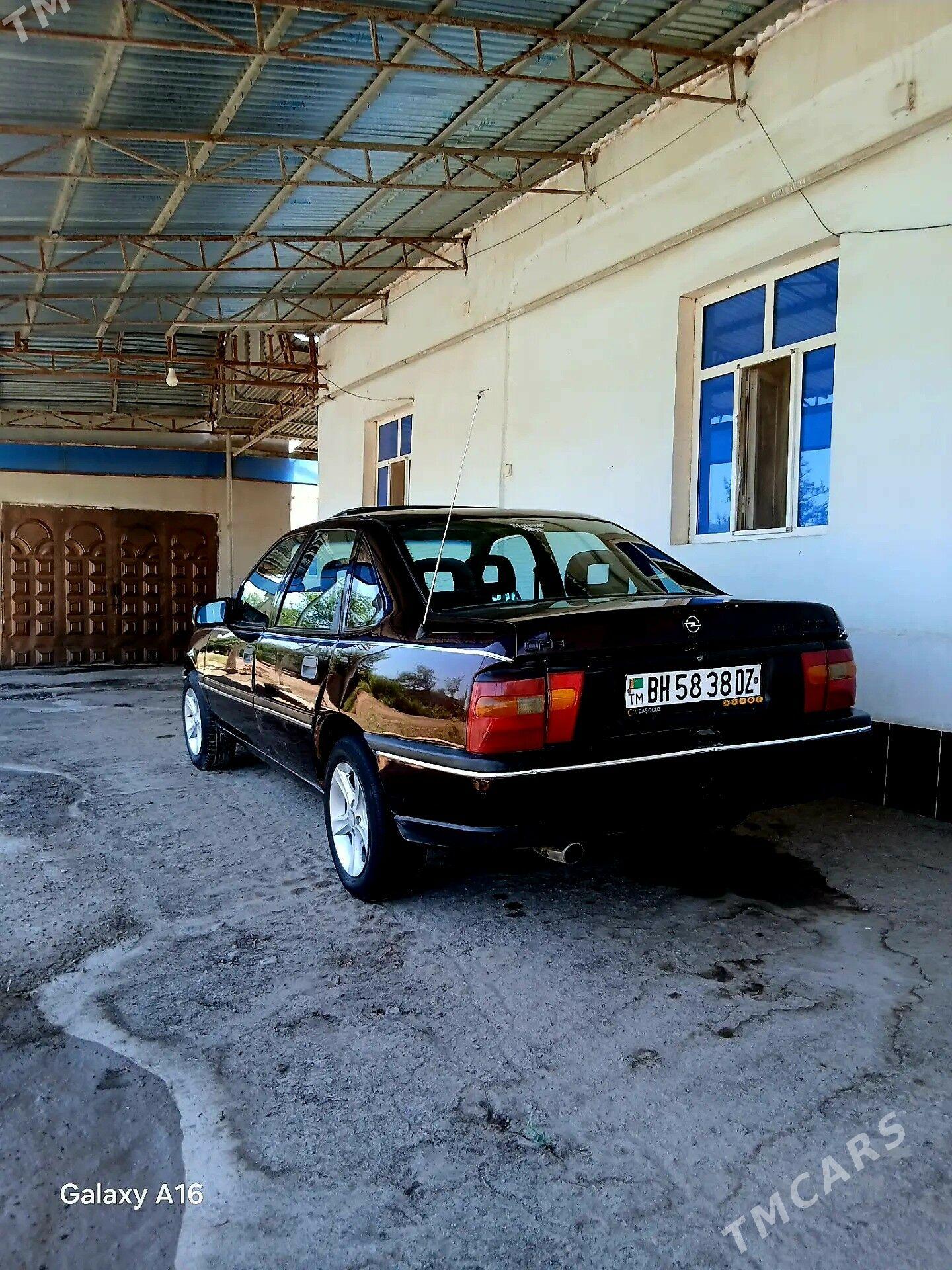 Opel Vectra 1992 - 36 000 TMT - Gubadag - img 1