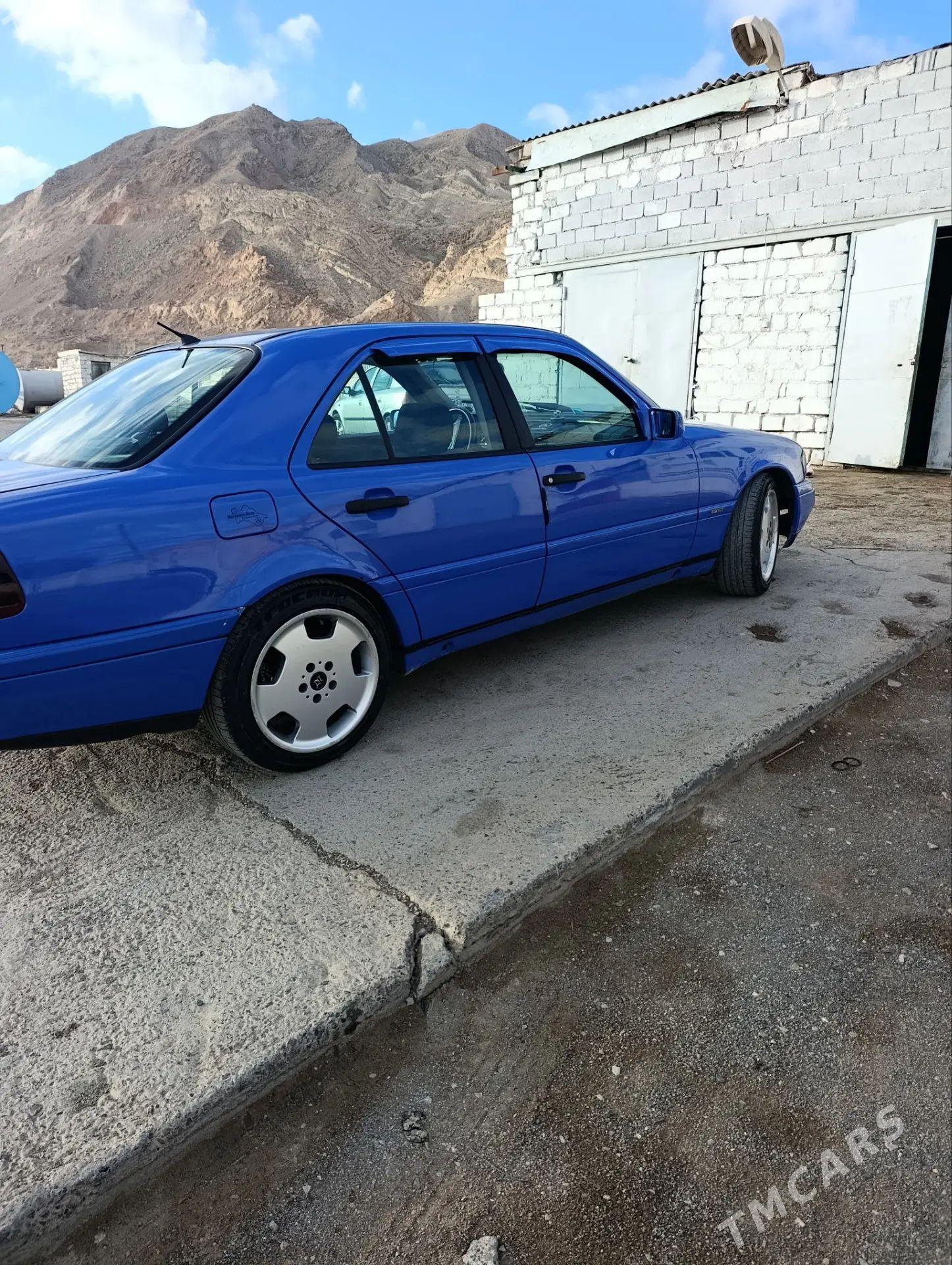 Mercedes-Benz E280 1995 - 50 000 TMT - Türkmenbaşy - img 1