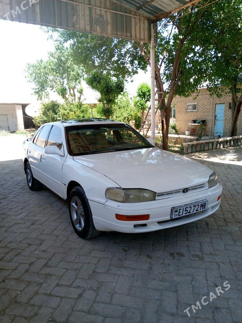 Toyota Camry 1993 - 85 000 TMT - Байрамали - img 1