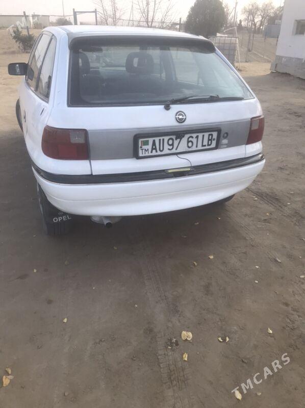Opel Astra 1993 - 28 000 TMT - Дарганата - img 1