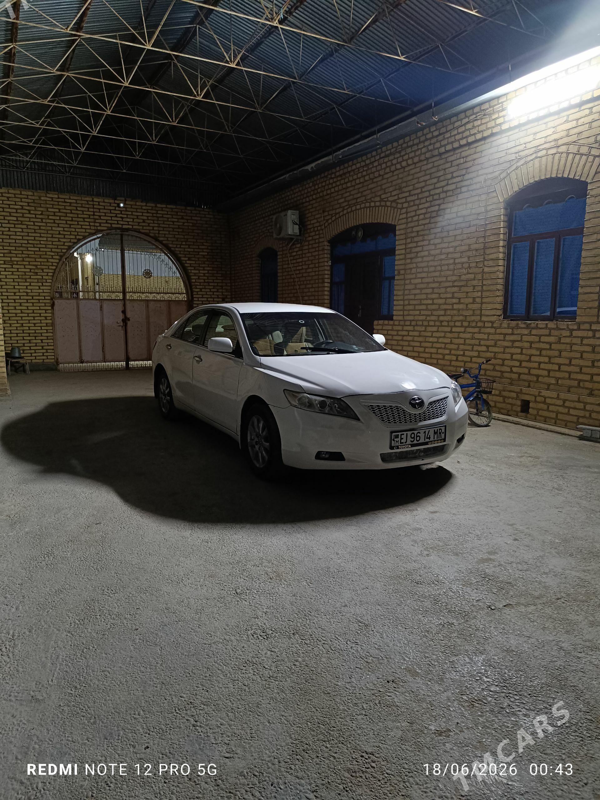Toyota Camry 2008 - 140 000 TMT - Сакарчага - img 1