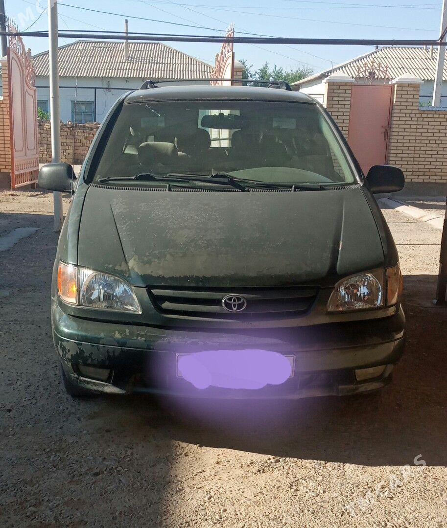 Toyota Sienna 2002 - 152 000 TMT - Mary - img 1