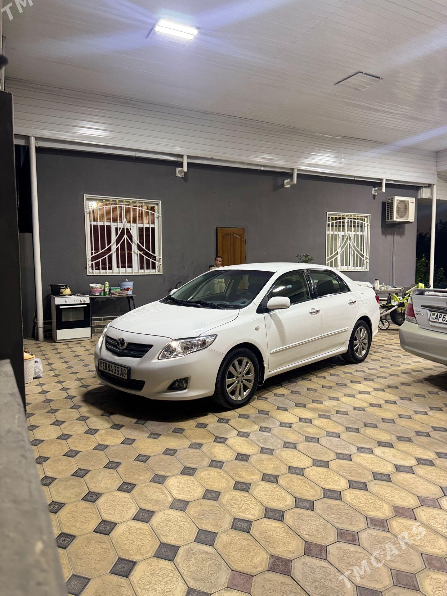 Toyota Corolla 2010 - 177 000 TMT - Ашхабад - img 1