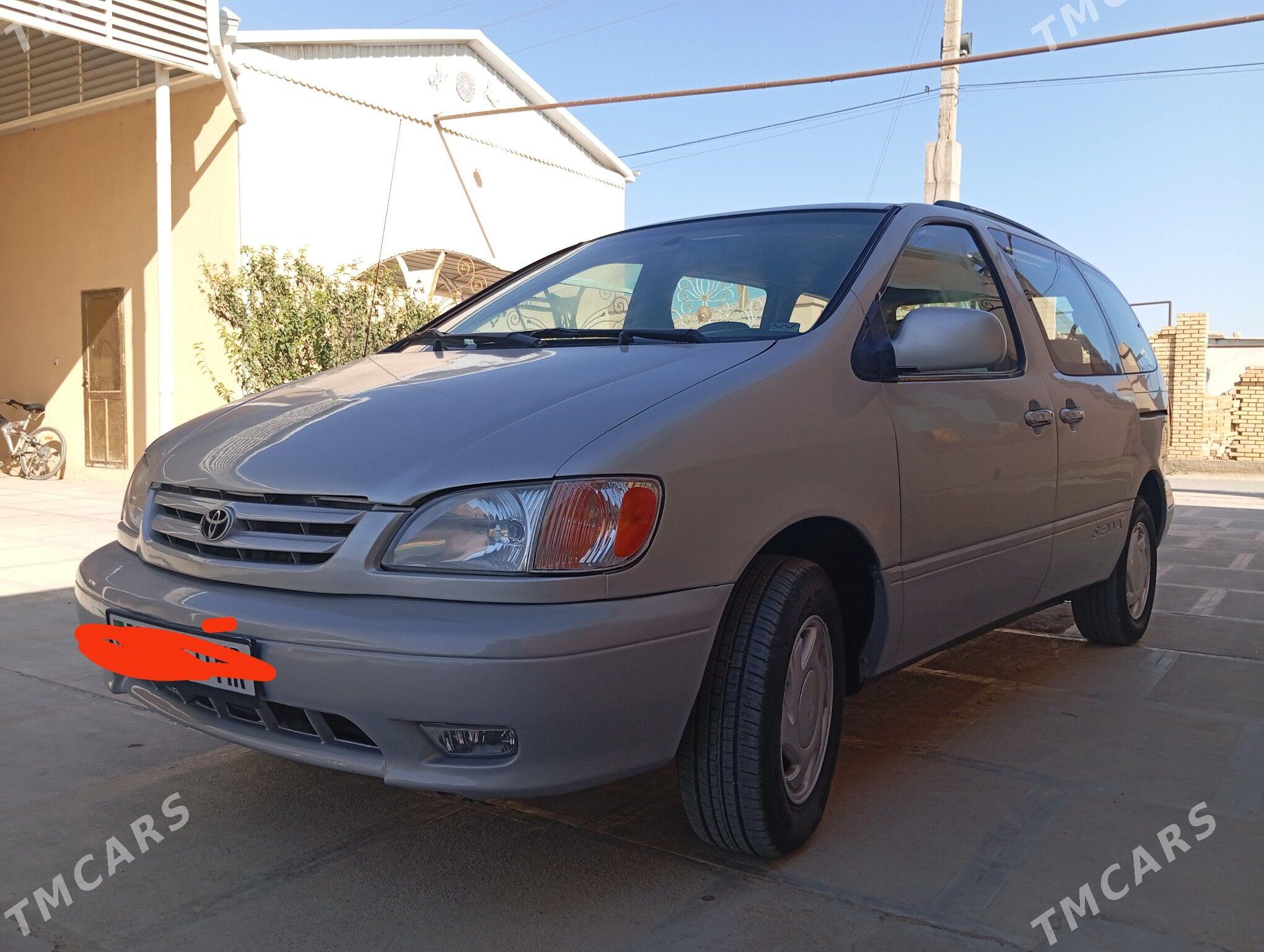 Toyota Sienna 2002 - 210 000 TMT - Mary - img 1