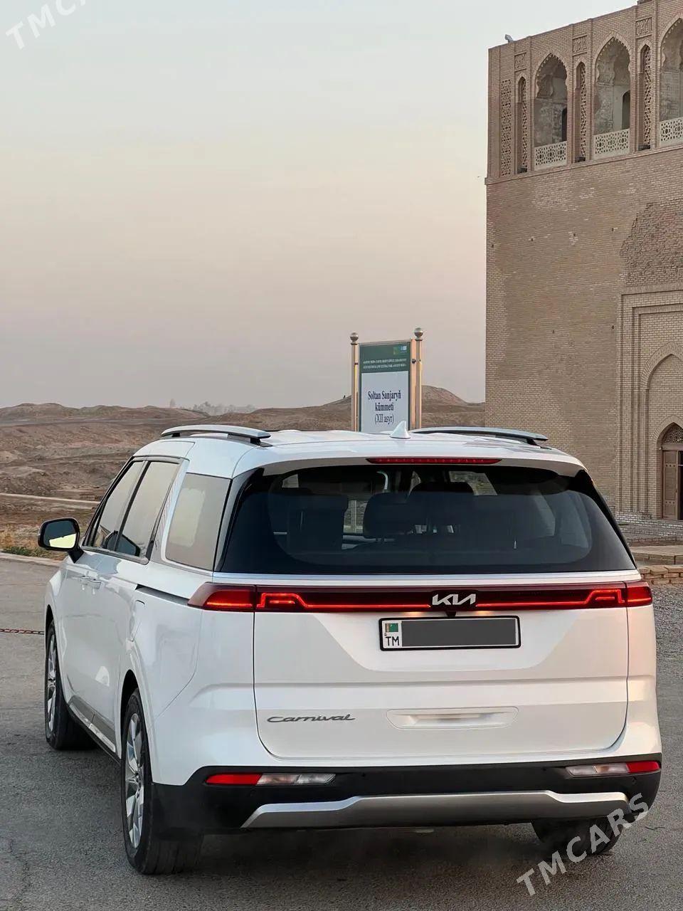 Kia Carnival 2021 - 600 000 TMT - ул. Подвойского (Битарап Туркменистан шаёлы) - img 1