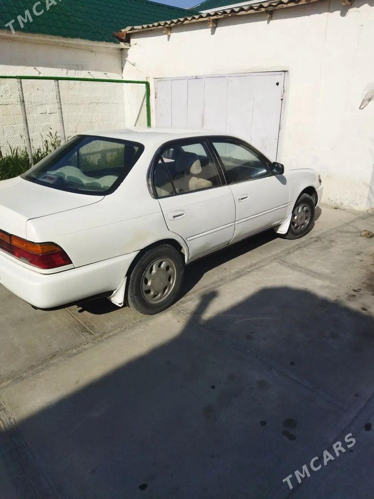 Toyota Corolla 1995 - 70 000 TMT - Balkanabat - img 1