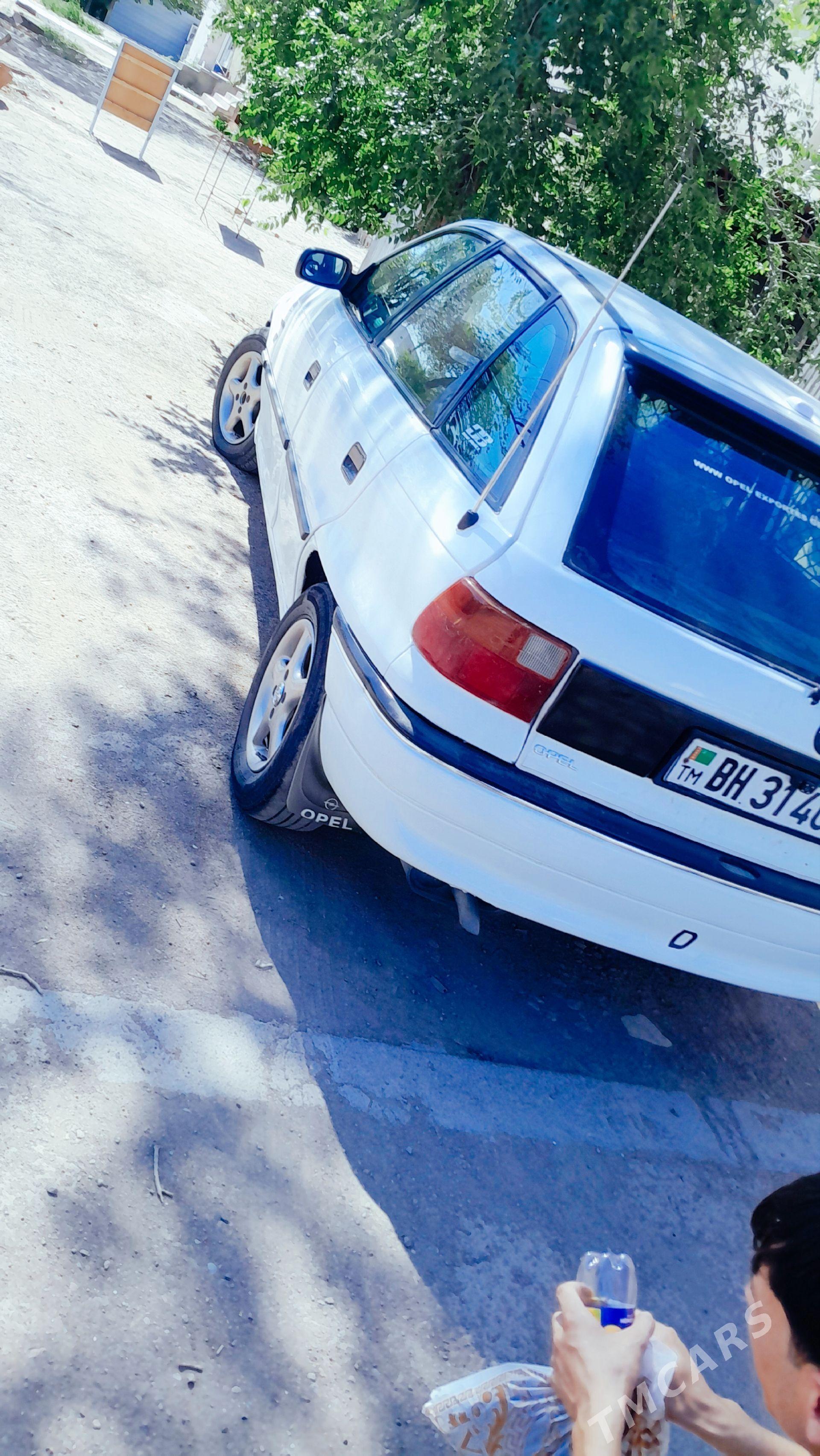 Opel Astra 1993 - 55 000 TMT - Gubadag - img 1