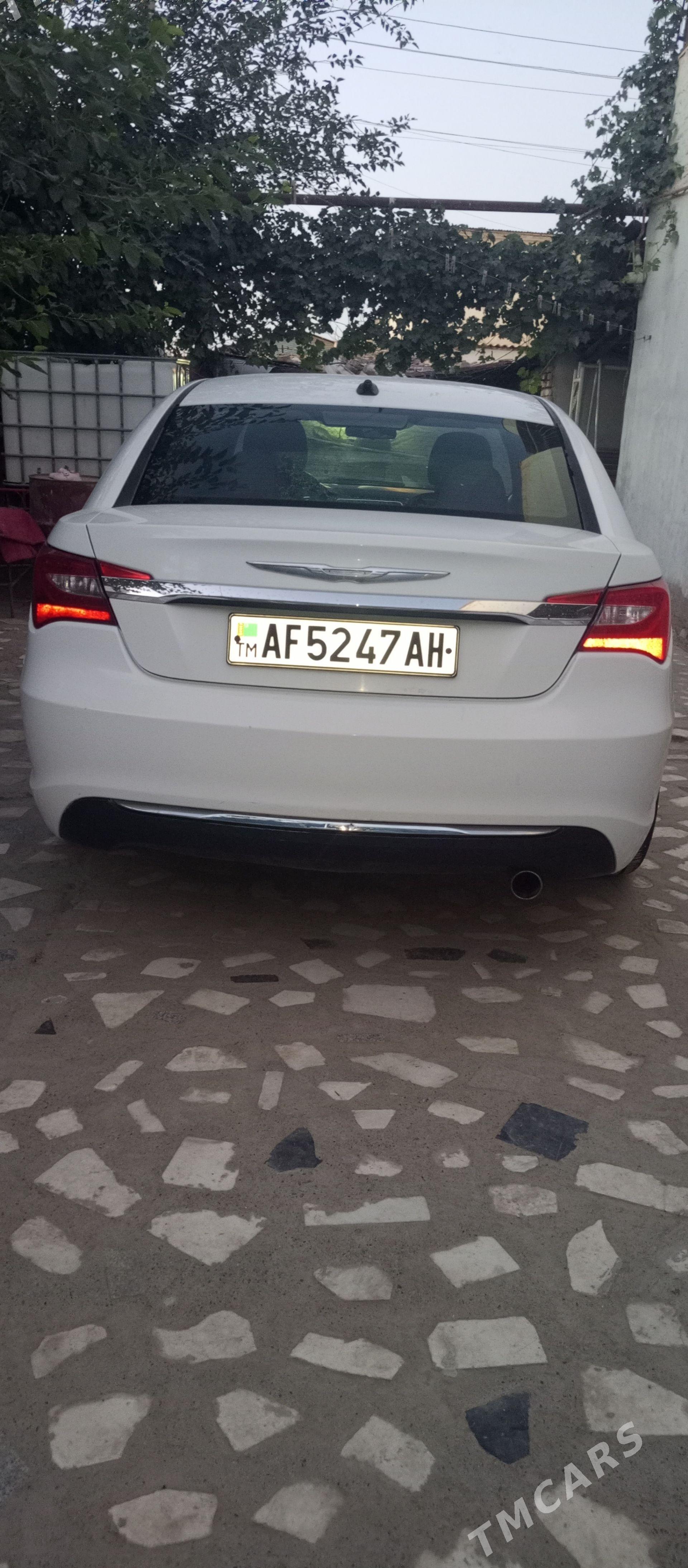 Chrysler 200 2014 - 120 000 TMT - Теджен - img 1