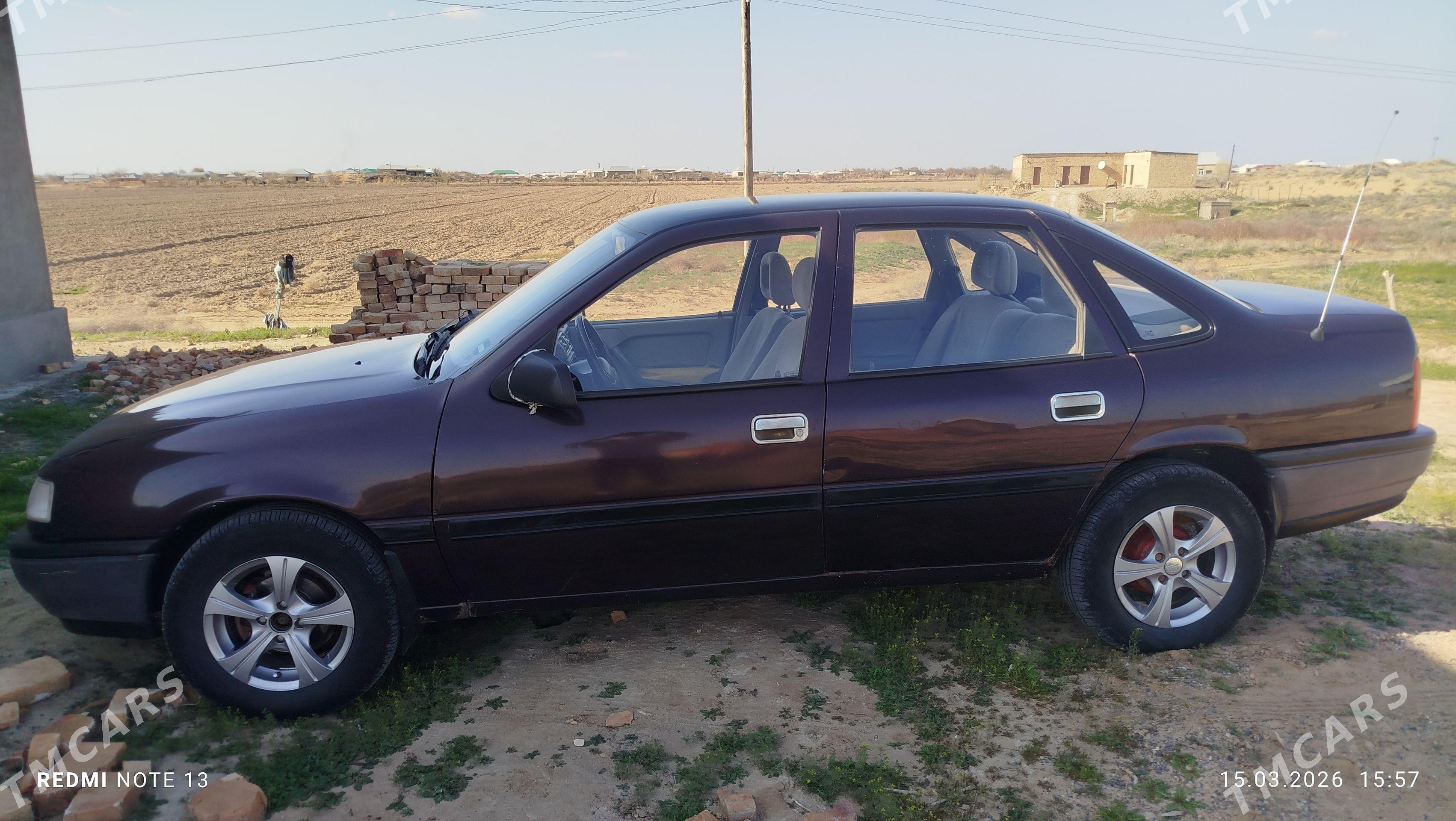 Opel Vectra 1991 - 34 000 TMT - Ёлётен - img 1