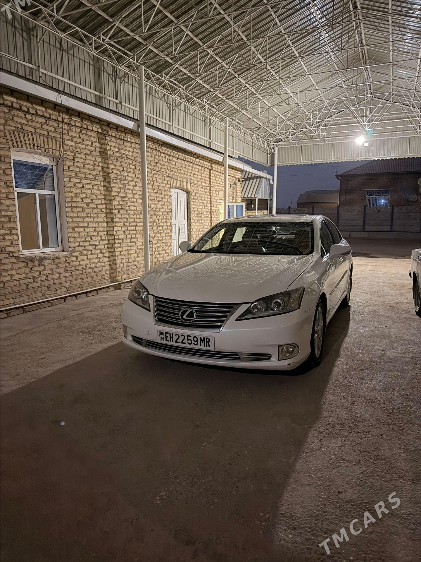 Lexus ES 350 2010 - 280 000 TMT - Мары - img 1