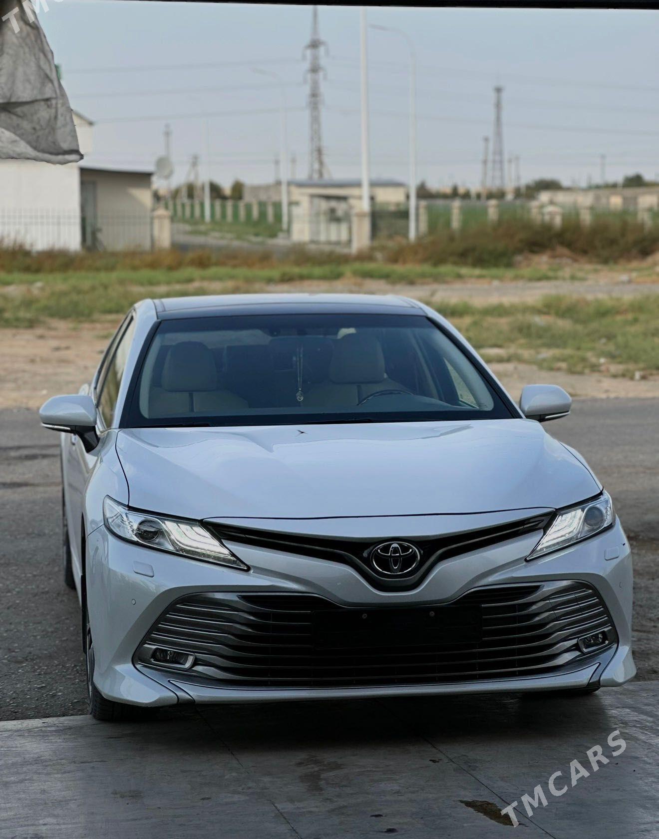 Toyota Camry 2019 - 585 000 TMT - Aşgabat - img 1