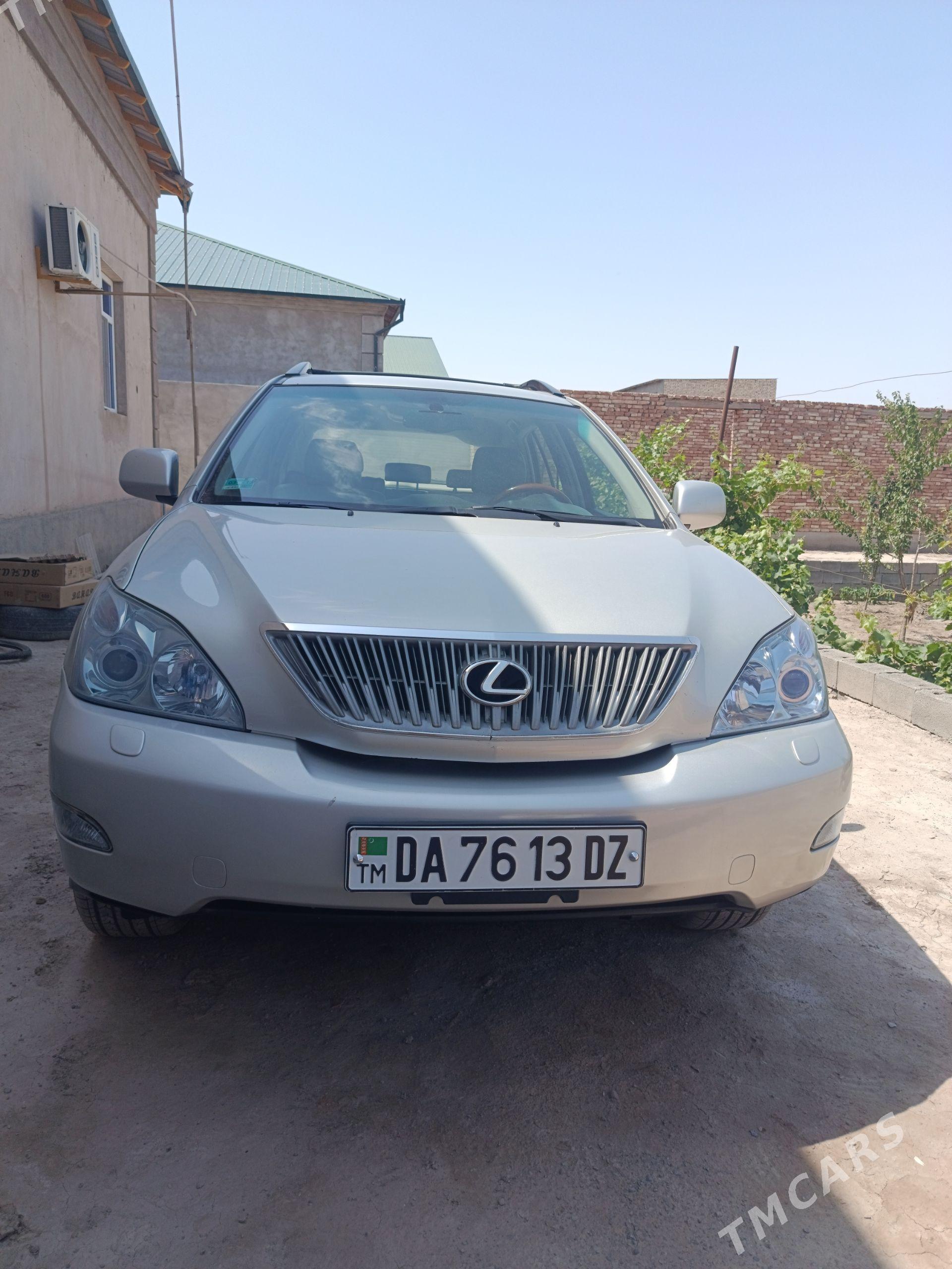 Lexus RX 330 2004 - 310 000 TMT - Дашогуз - img 1