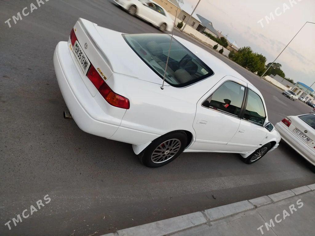 Toyota Camry 2000 - 155 000 TMT - Мары - img 1