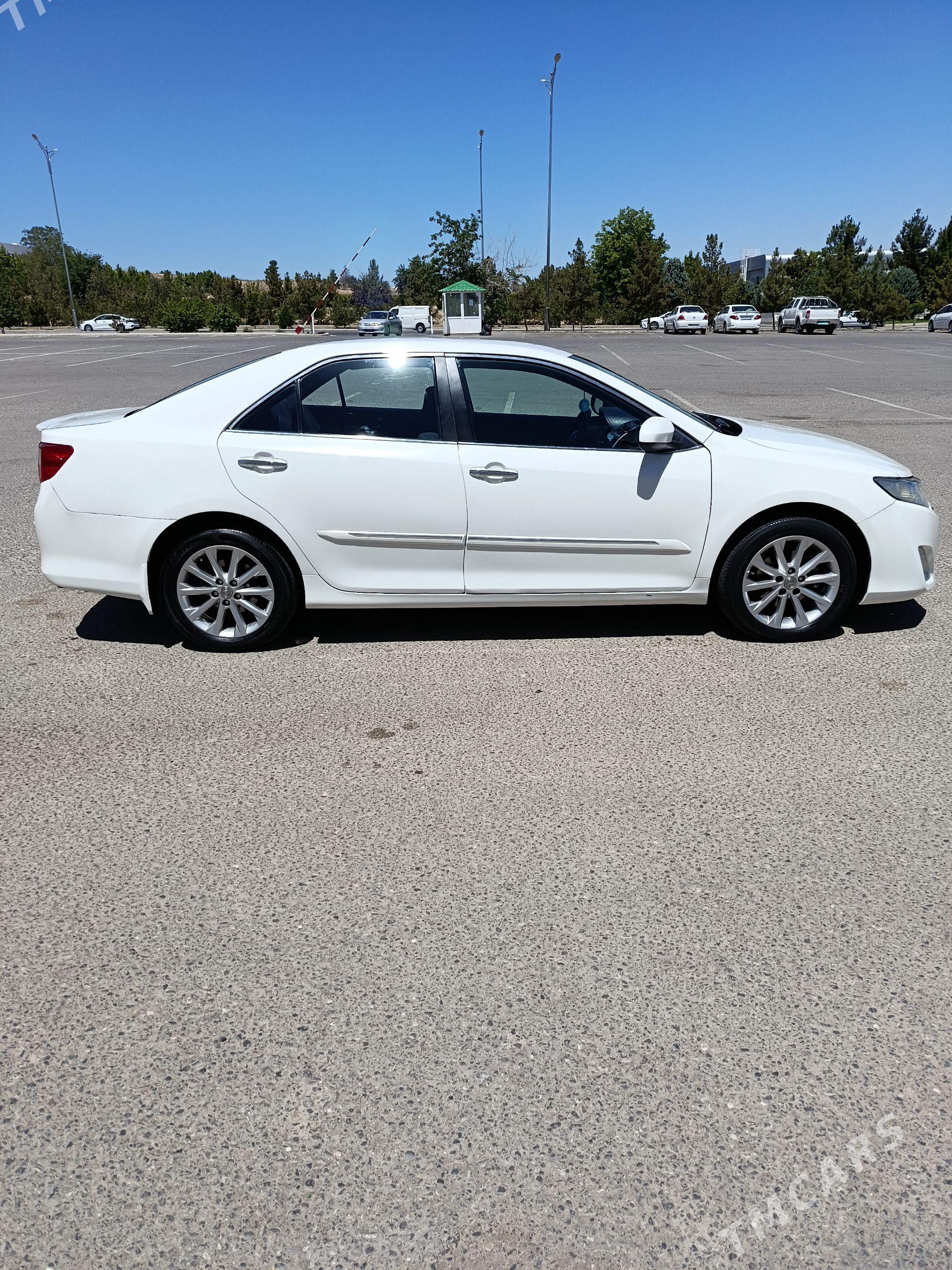 Toyota Camry 2012 - 225 000 TMT - Кака - img 1