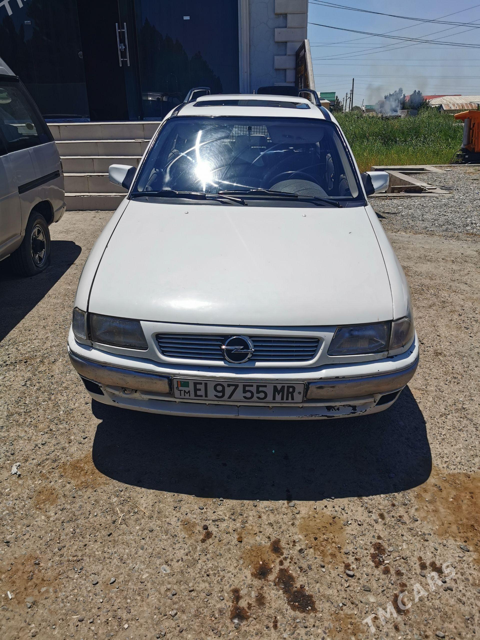 Opel Astra 1993 - 40 000 TMT - Мары - img 1