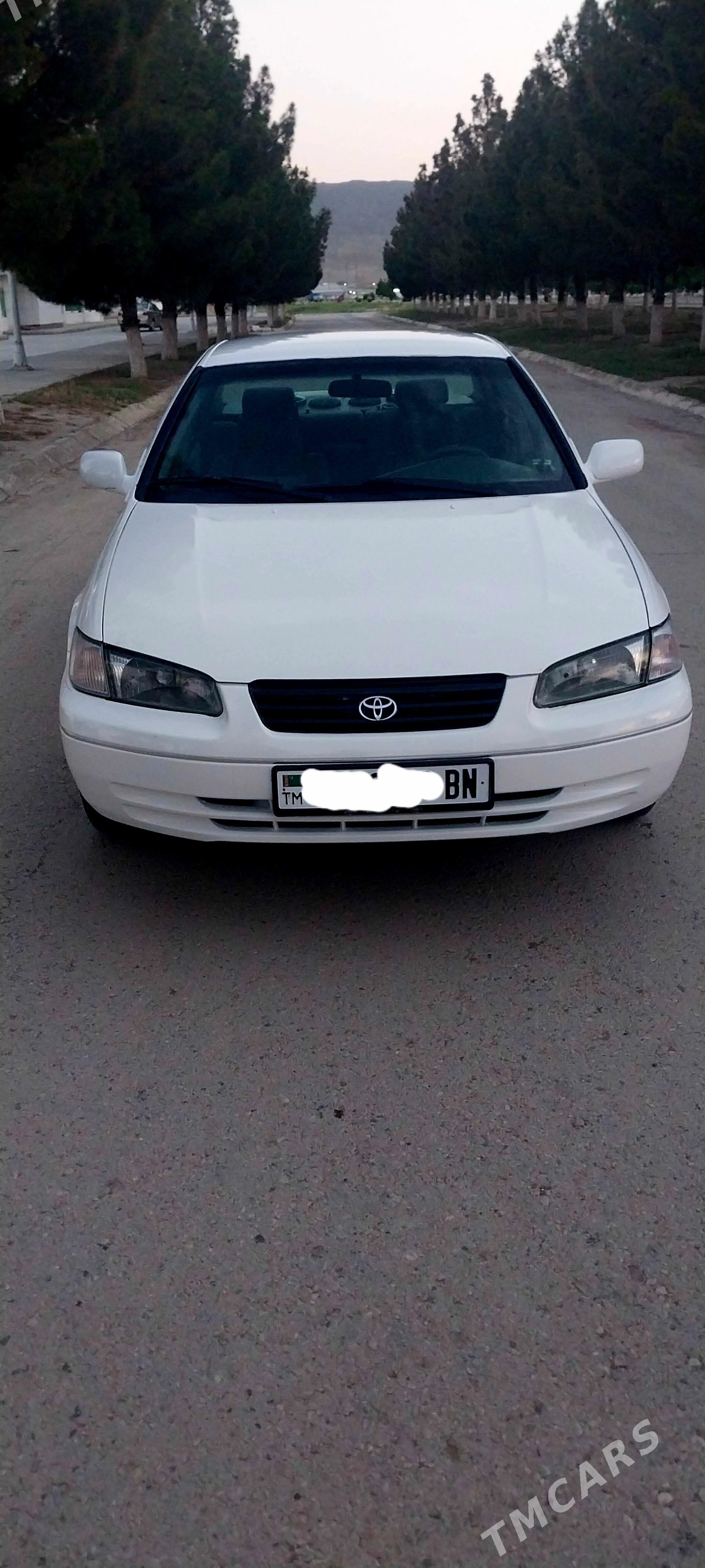 Toyota Camry 1999 - 139 000 TMT - Берекет - img 1